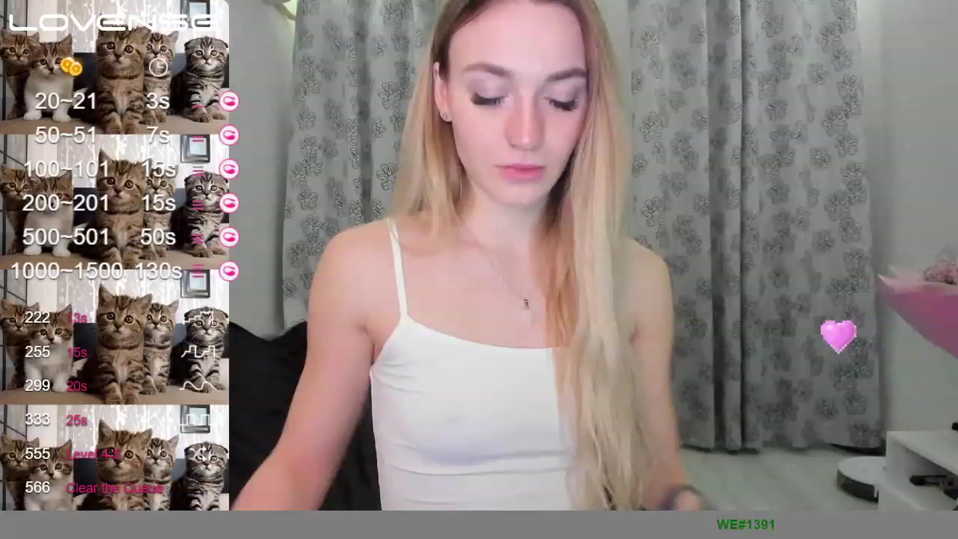 Gallery image thumbnail from Cutestdemon1's myfreecams stream on, 12/02/2022, 01:31 image 16 of 20