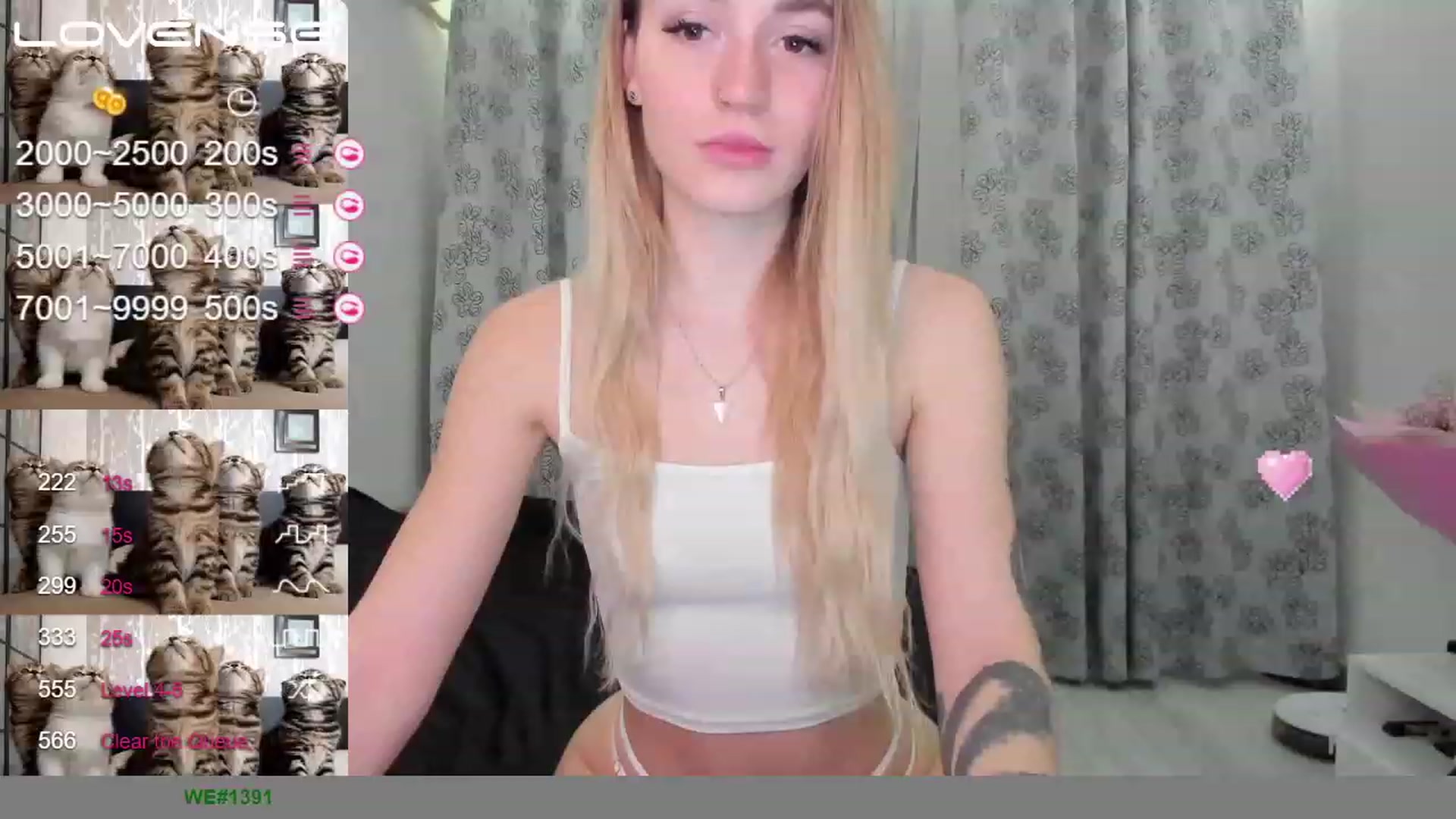 Gallery image thumbnail from Cutestdemon1's myfreecams stream on, 12/02/2022, 01:31 image 13 of 20