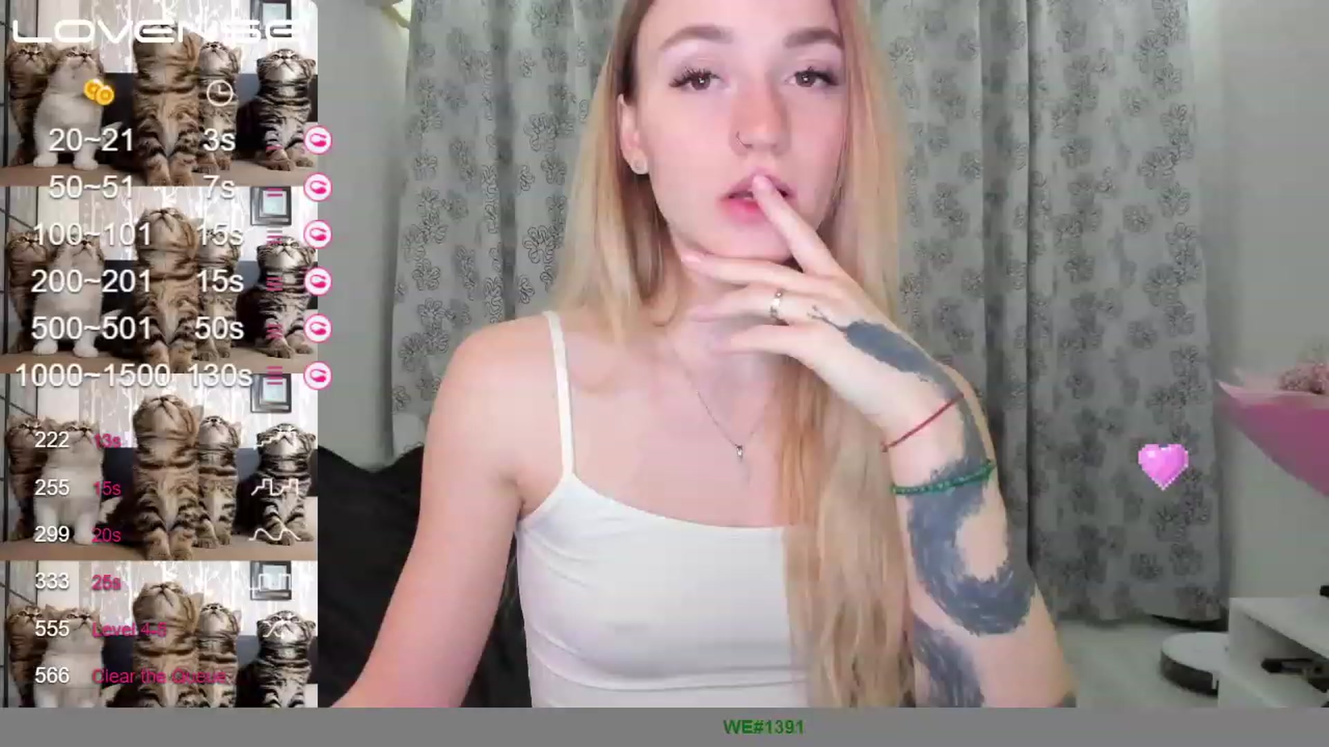 Gallery image thumbnail from Cutestdemon1's myfreecams stream on, 12/02/2022, 01:31 image 18 of 20