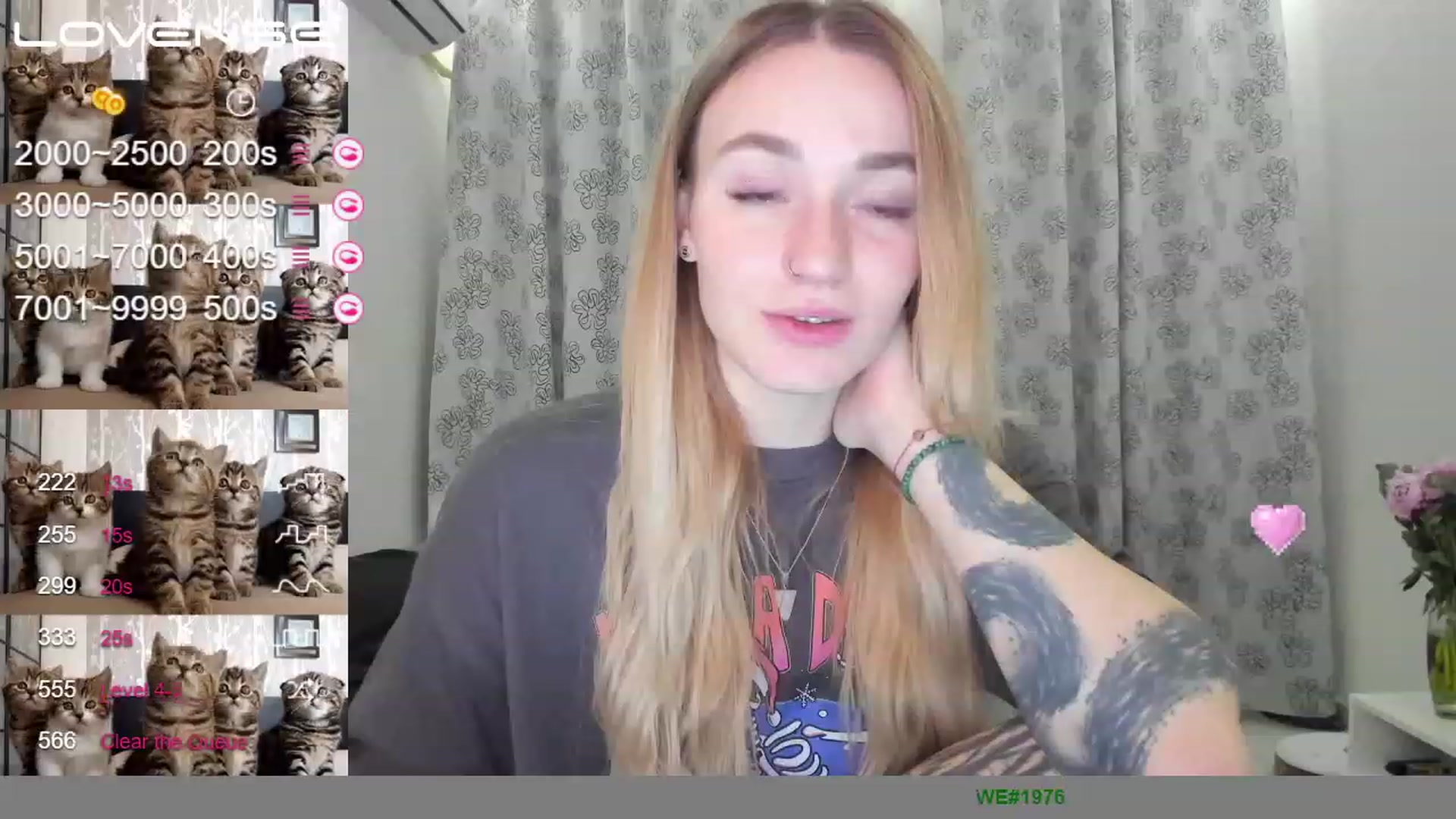Gallery image thumbnail from Cutestdemon1's myfreecams stream on, 12/04/2022, 02:09 image 14 of 20