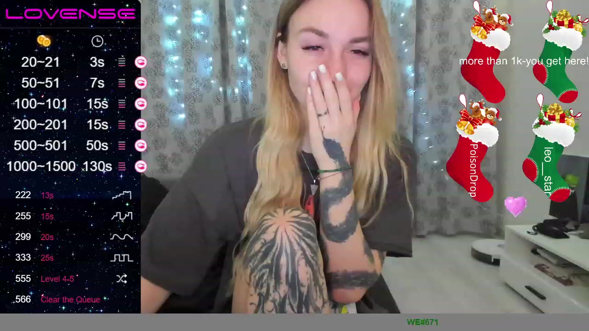 Gallery image thumbnail from Cutestdemon1's myfreecams stream on, 12/26/2022, 02:50 image 13 of 20