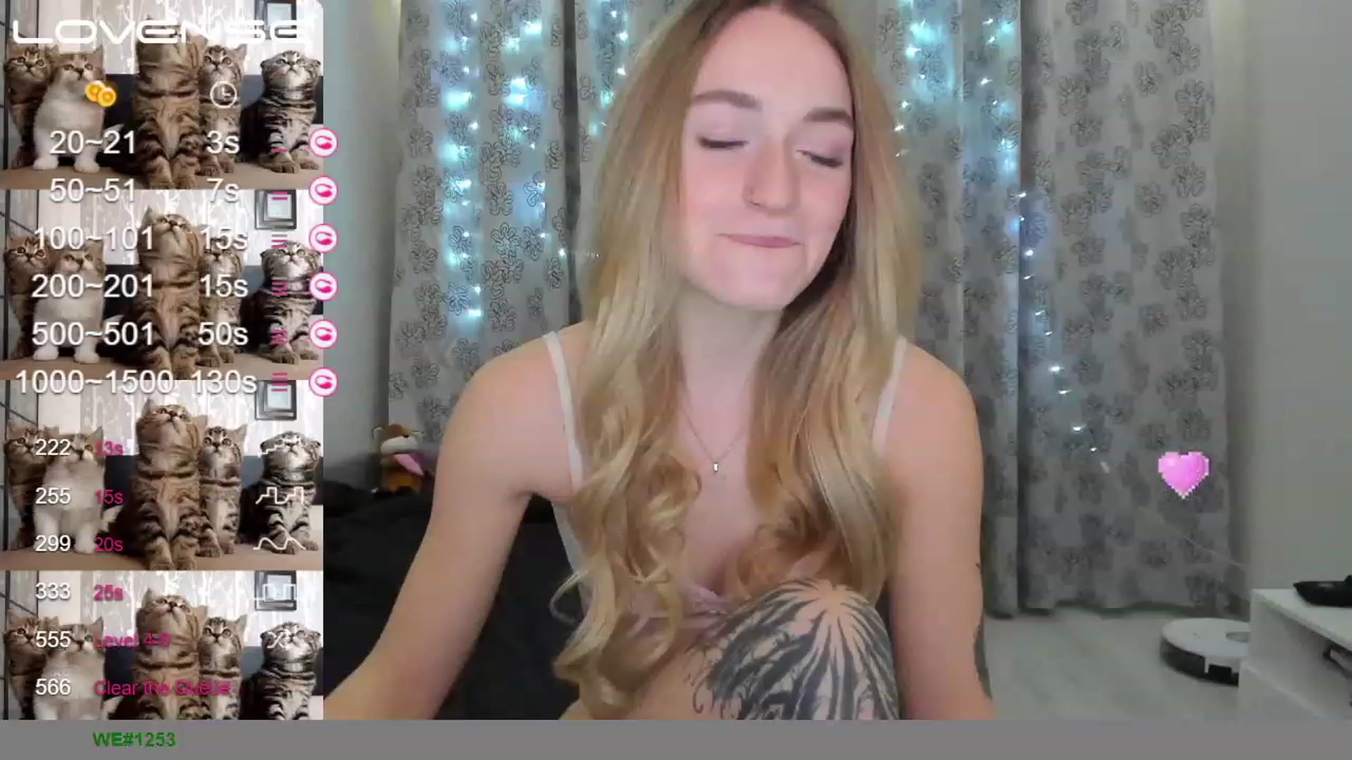 Gallery image thumbnail from Cutestdemon1's myfreecams stream on, 01/11/2023, 03:11 image 14 of 20