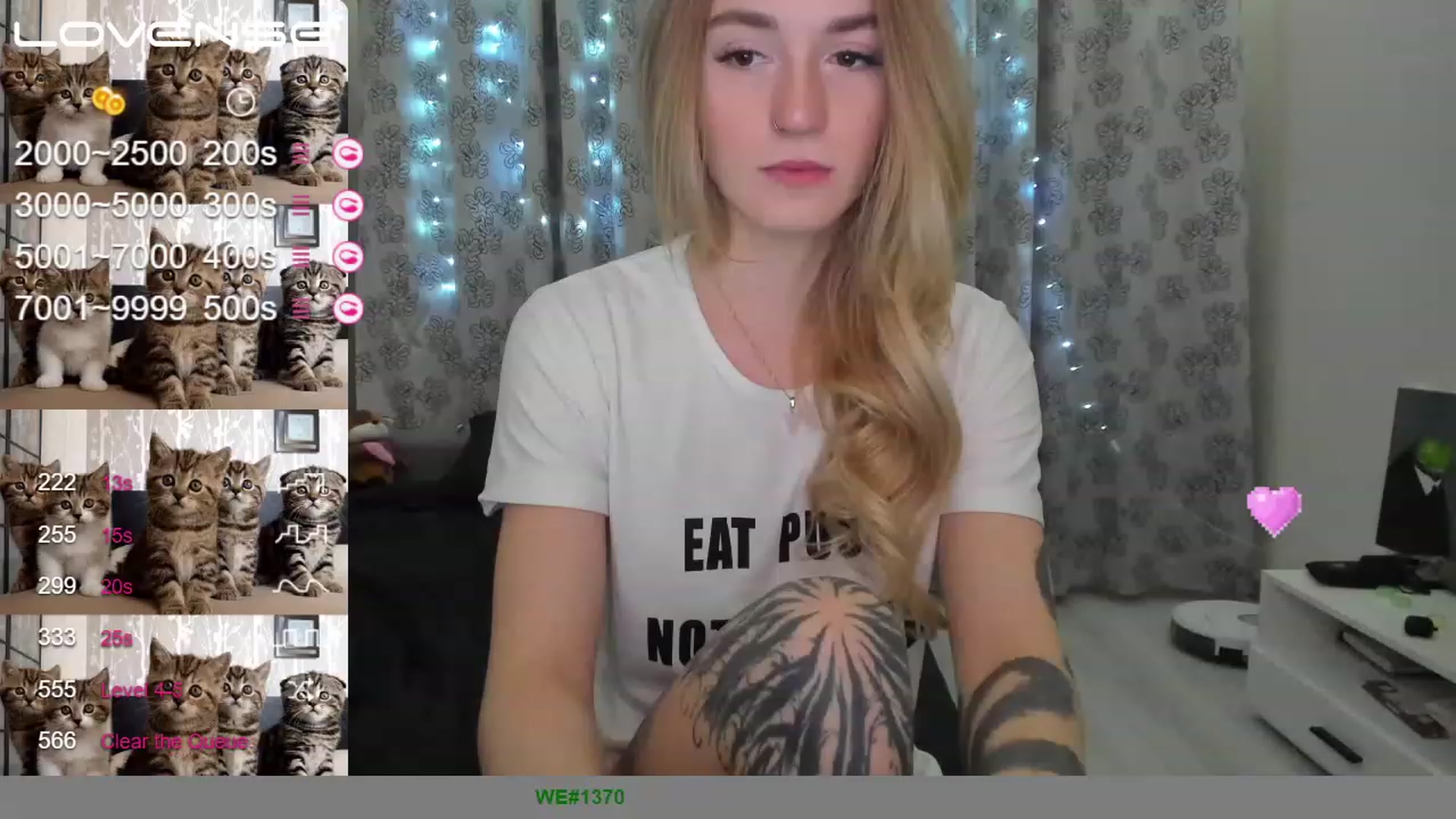 Gallery image thumbnail from Cutestdemon1's myfreecams stream on, 01/11/2023, 03:11 image 2 of 20