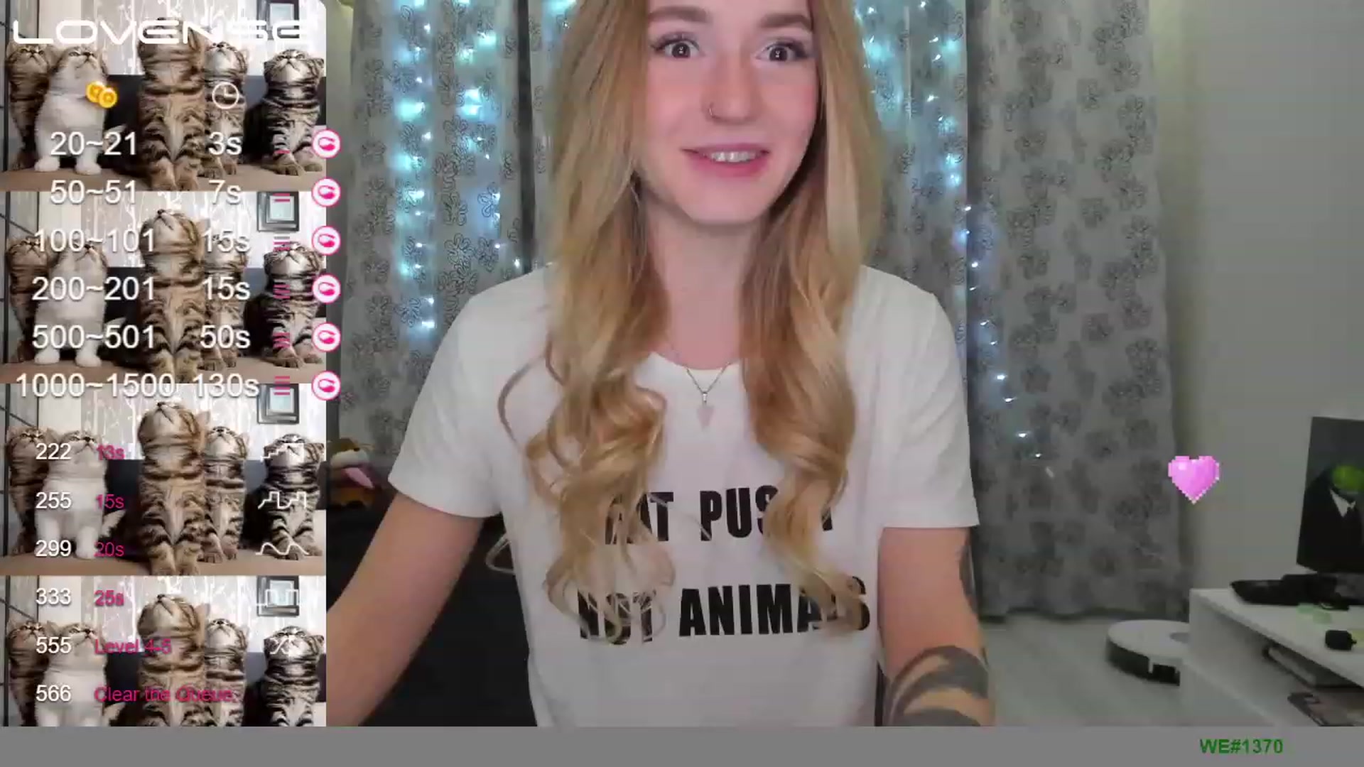 Gallery image thumbnail from Cutestdemon1's myfreecams stream on, 01/11/2023, 03:11 image 3 of 20
