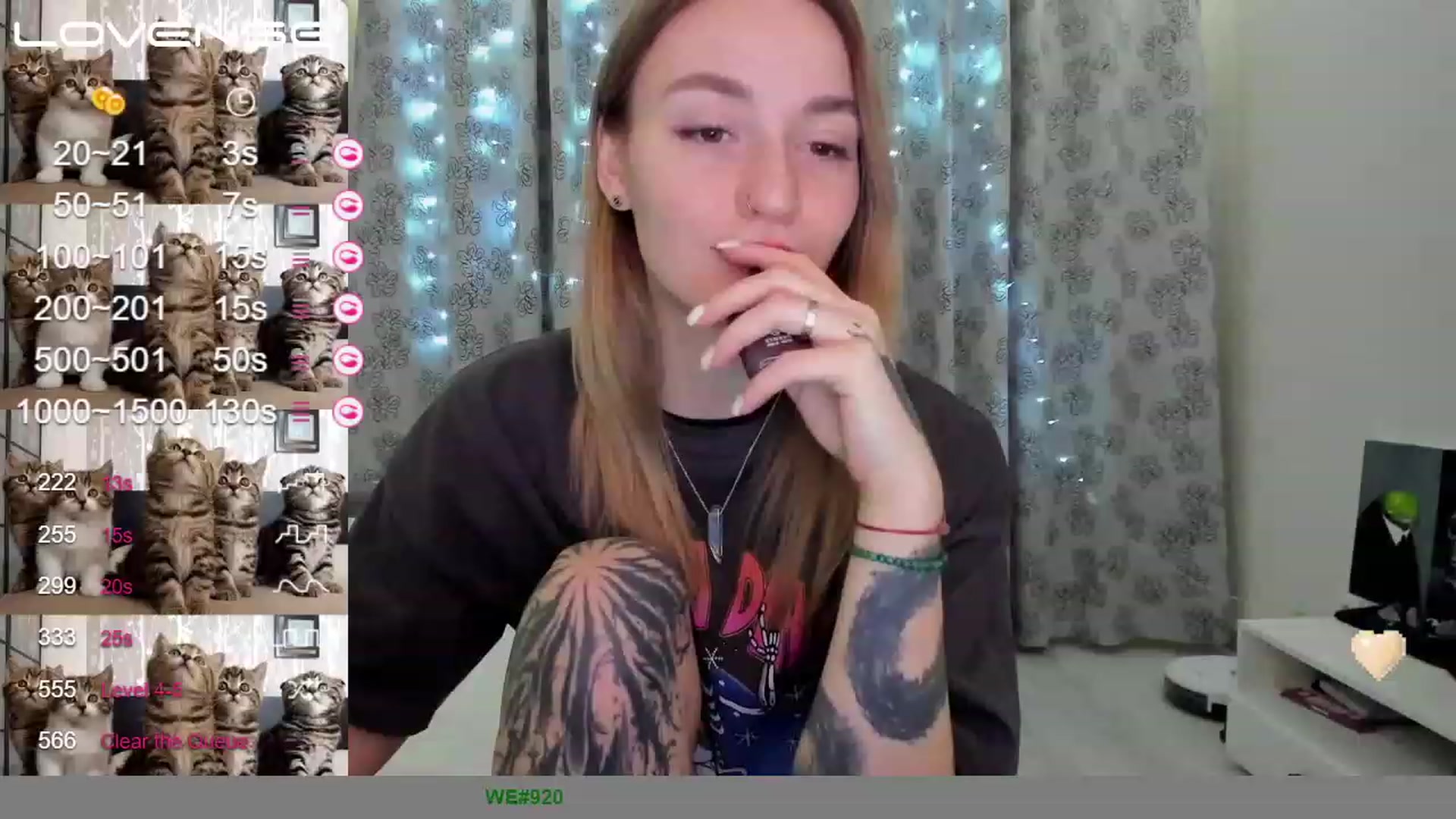 Gallery image thumbnail from Cutestdemon1's myfreecams stream on, 01/16/2023, 22:21 image 9 of 20