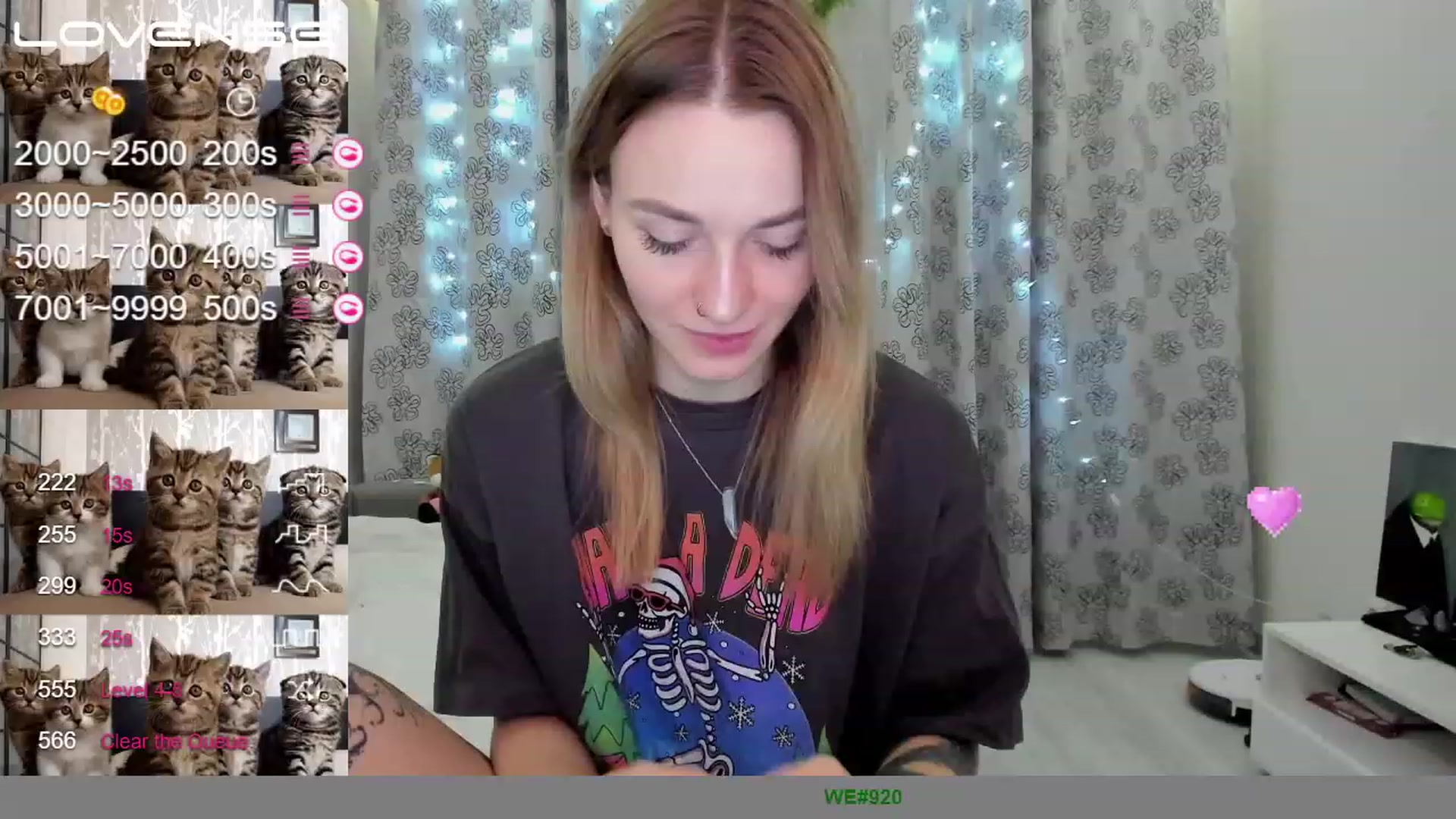 Gallery image thumbnail from Cutestdemon1's myfreecams stream on, 01/16/2023, 22:21 image 7 of 20
