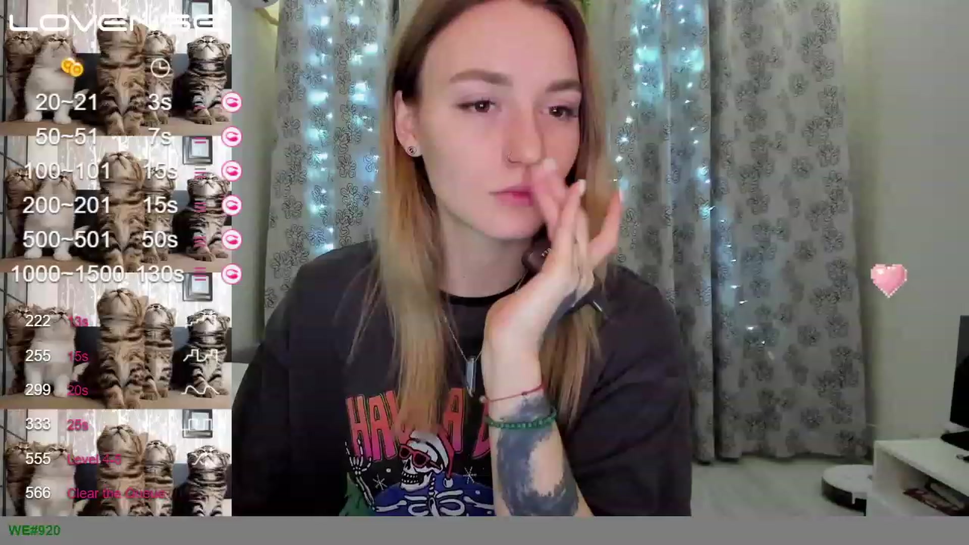 Gallery image thumbnail from Cutestdemon1's myfreecams stream on, 01/16/2023, 23:14 image 3 of 20
