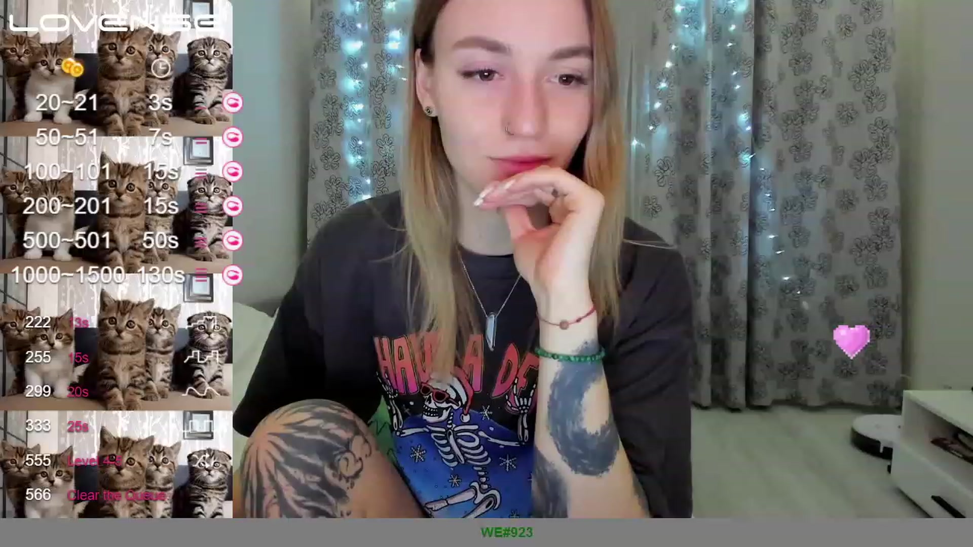 Gallery image thumbnail from Cutestdemon1's myfreecams stream on, 01/16/2023, 23:53 image 20 of 20