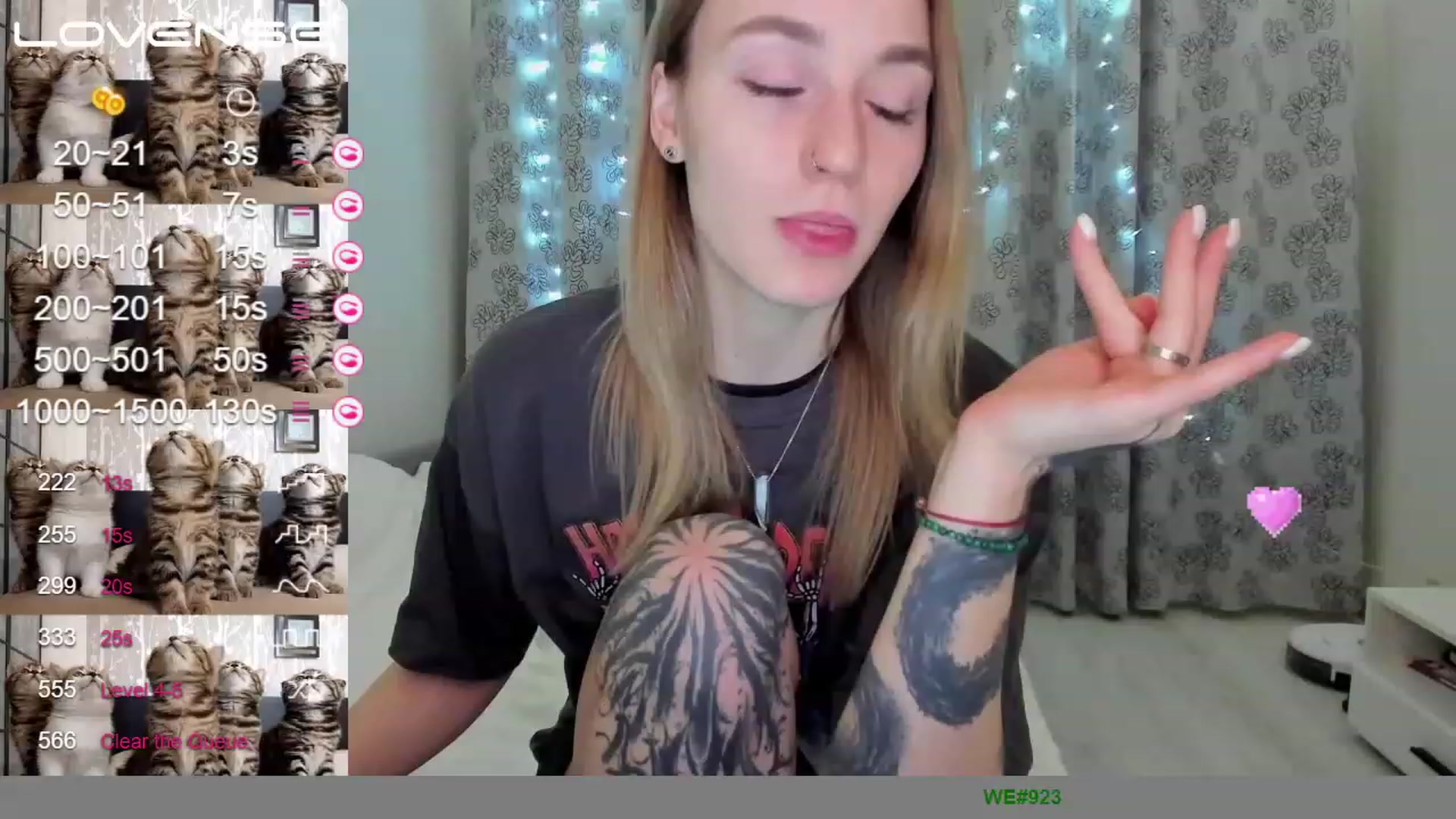 Gallery image thumbnail from Cutestdemon1's myfreecams stream on, 01/16/2023, 23:53 image 8 of 20