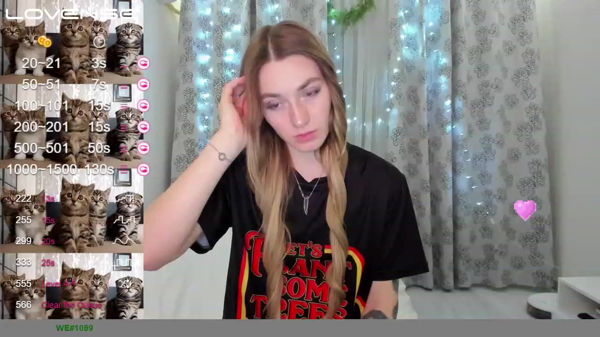 Gallery image thumbnail from Cutestdemon1's myfreecams stream on, 01/29/2023, 22:00 image 18 of 20