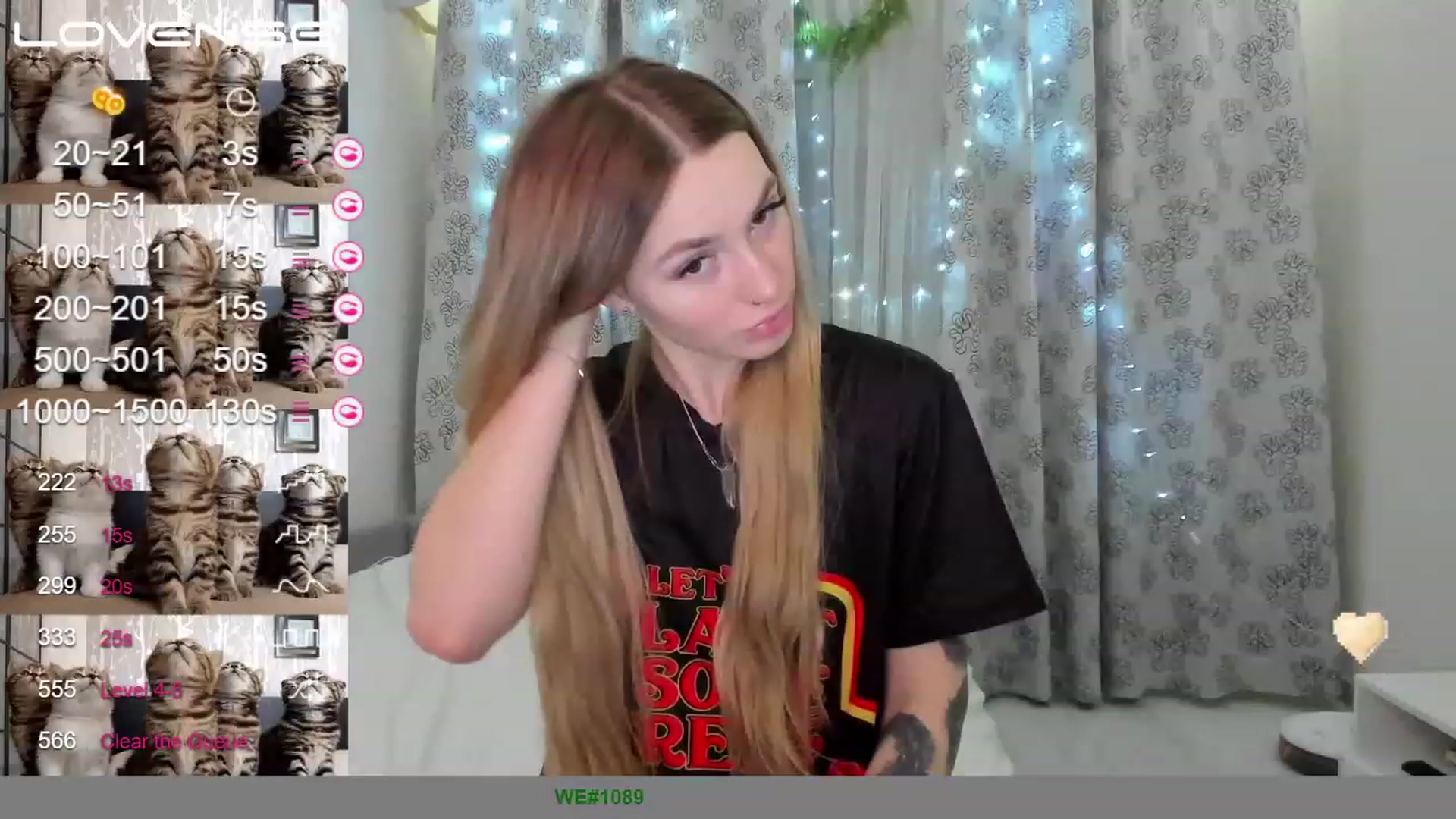 Gallery image thumbnail from Cutestdemon1's myfreecams stream on, 01/29/2023, 22:00 image 16 of 20
