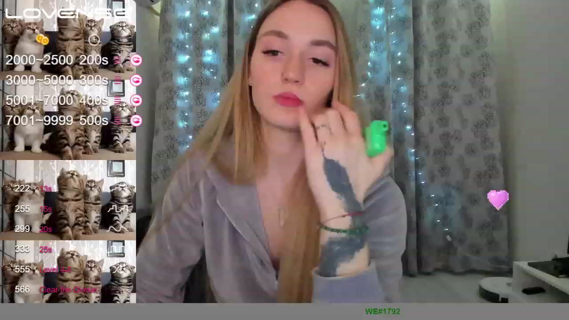Gallery image thumbnail from Cutestdemon1's myfreecams stream on, 02/10/2023, 16:33 image 3 of 20