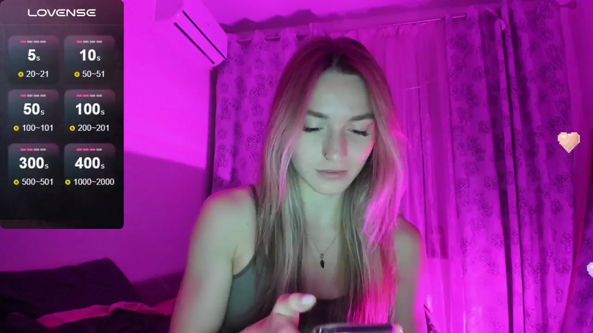 Gallery image thumbnail from Cutestdemon1's myfreecams stream on, 07/27/2024, 20:50 image 5 of 20