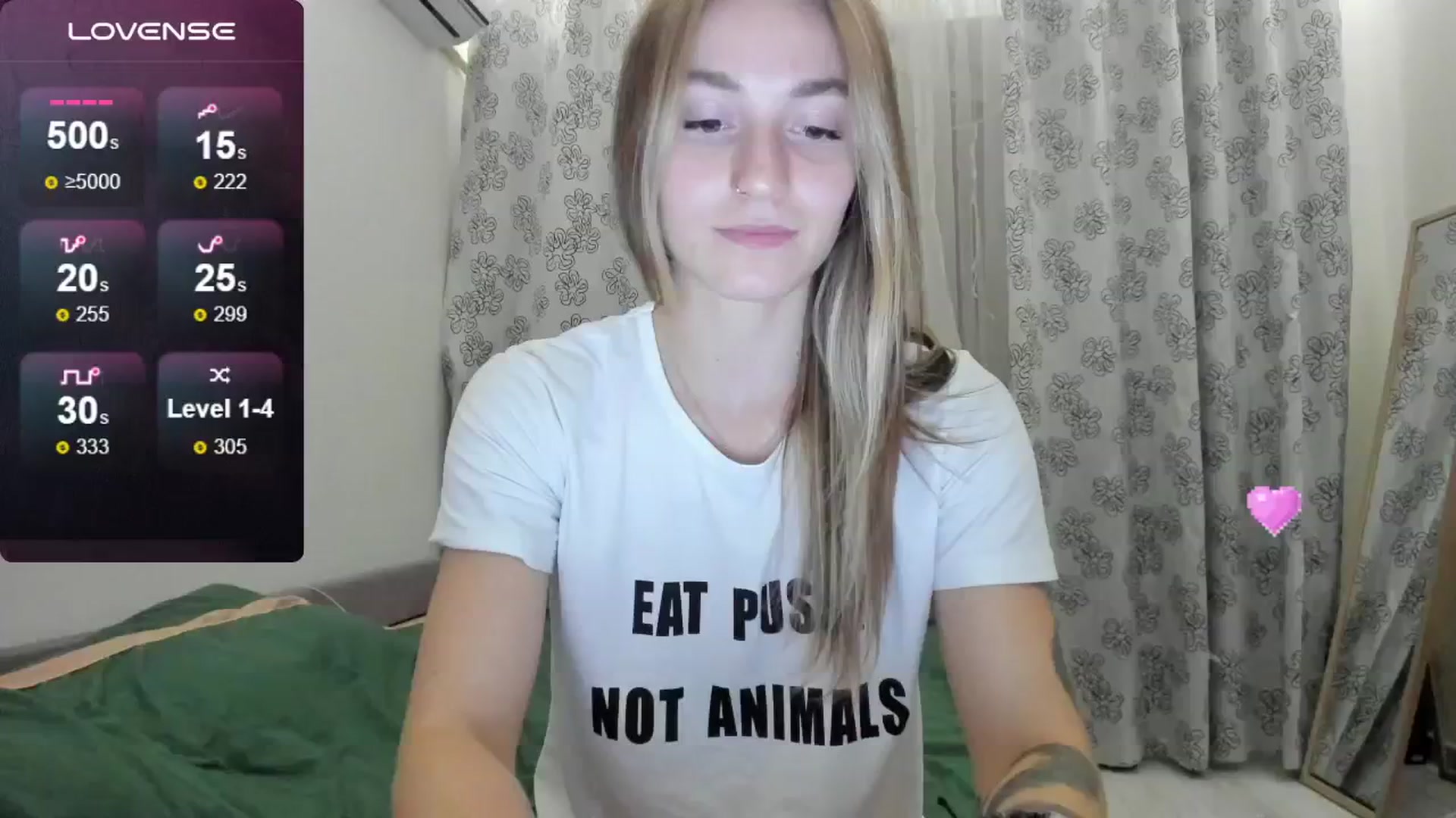 Gallery image thumbnail from Cutestdemon1's myfreecams stream on, 07/28/2024, 20:49 image 17 of 20