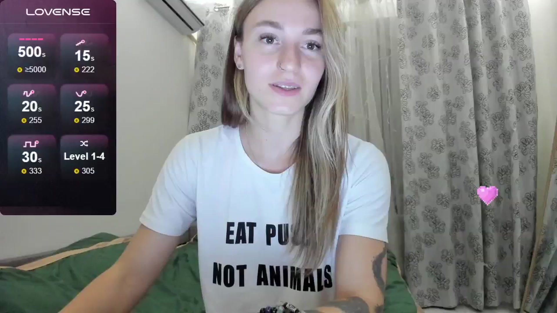 Gallery image thumbnail from Cutestdemon1's myfreecams stream on, 07/28/2024, 21:05 image 18 of 20