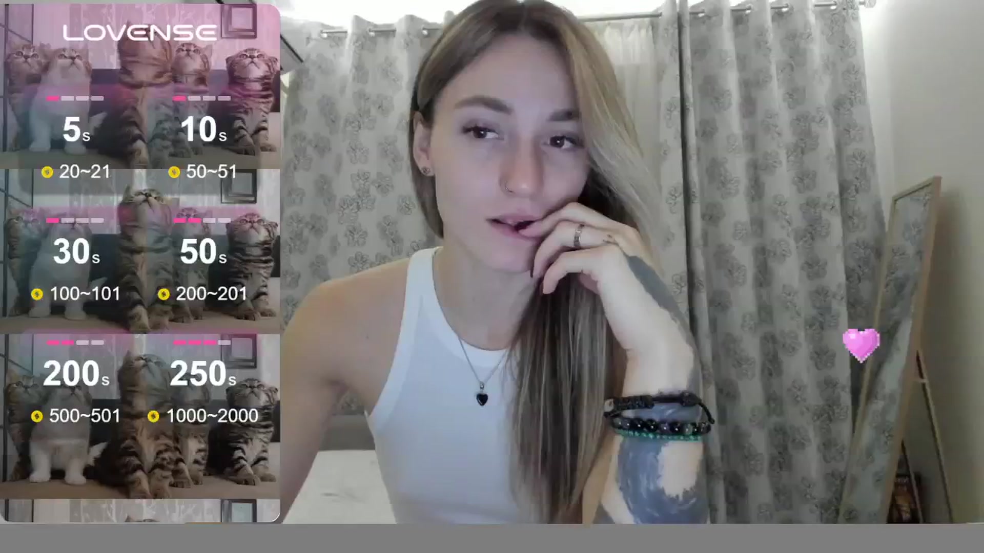 Gallery image thumbnail from Cutestdemon1's myfreecams stream on, 08/16/2024, 20:47 image 7 of 20