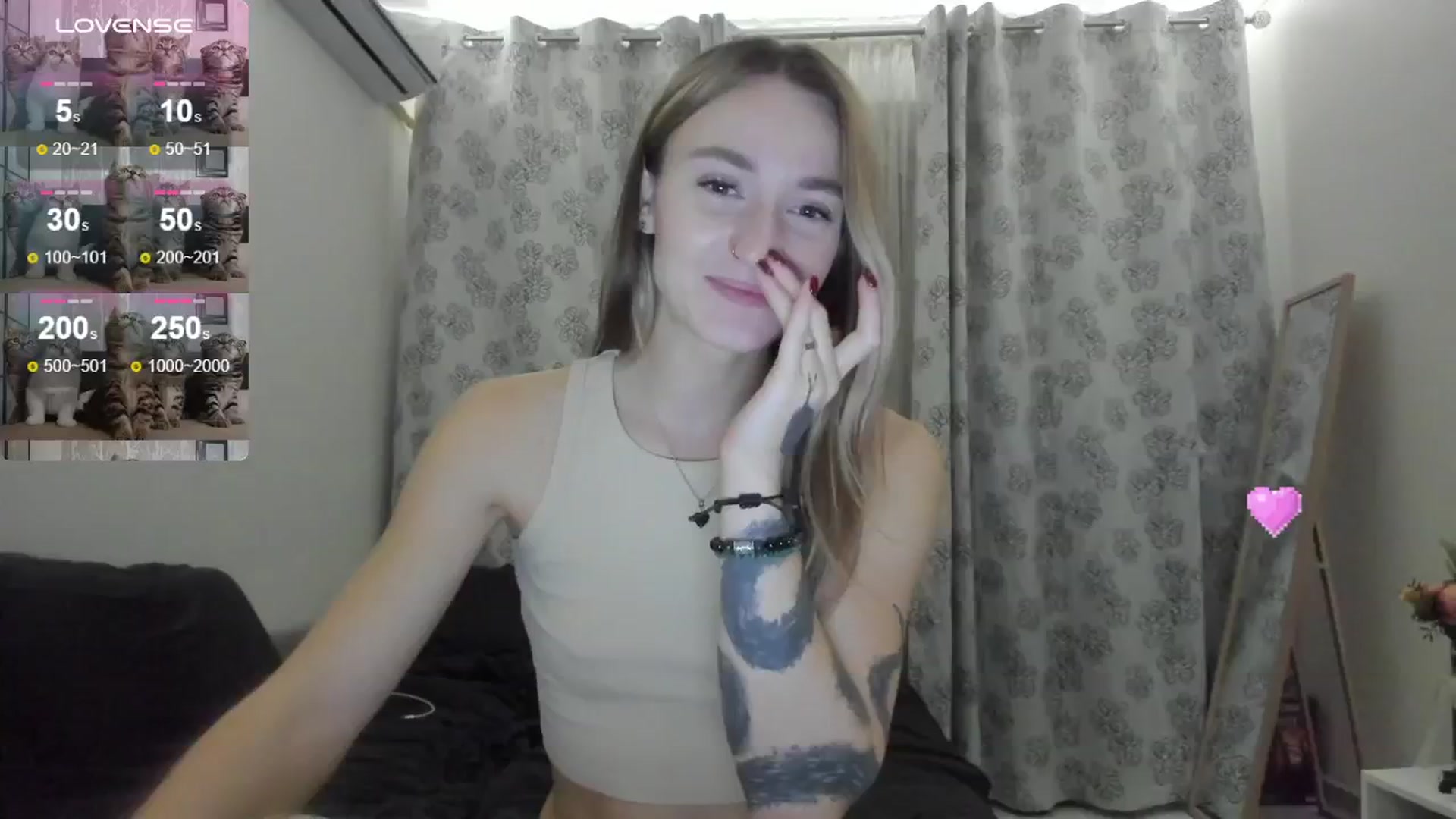 Gallery image thumbnail from Cutestdemon1's myfreecams stream on, 08/18/2024, 21:55 image 1 of 20