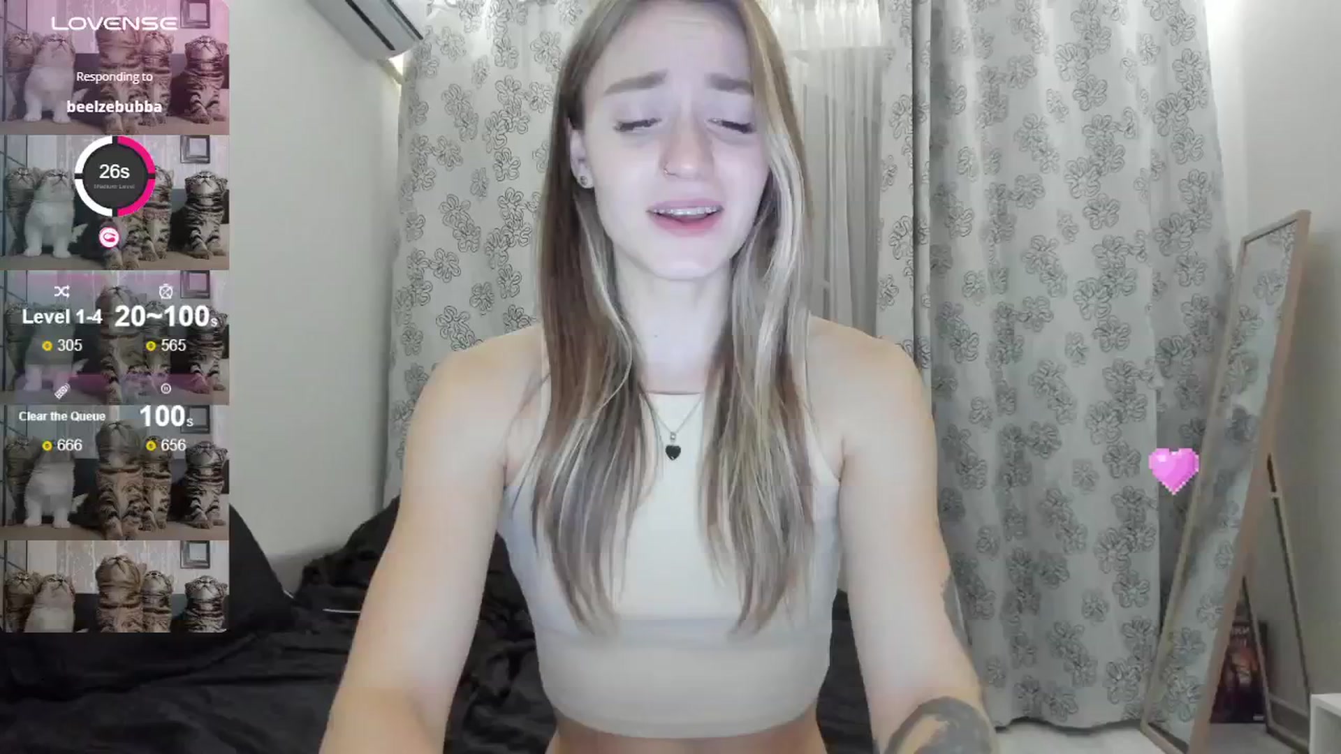 Gallery image thumbnail from Cutestdemon1's myfreecams stream on, 08/18/2024, 22:40 image 18 of 20