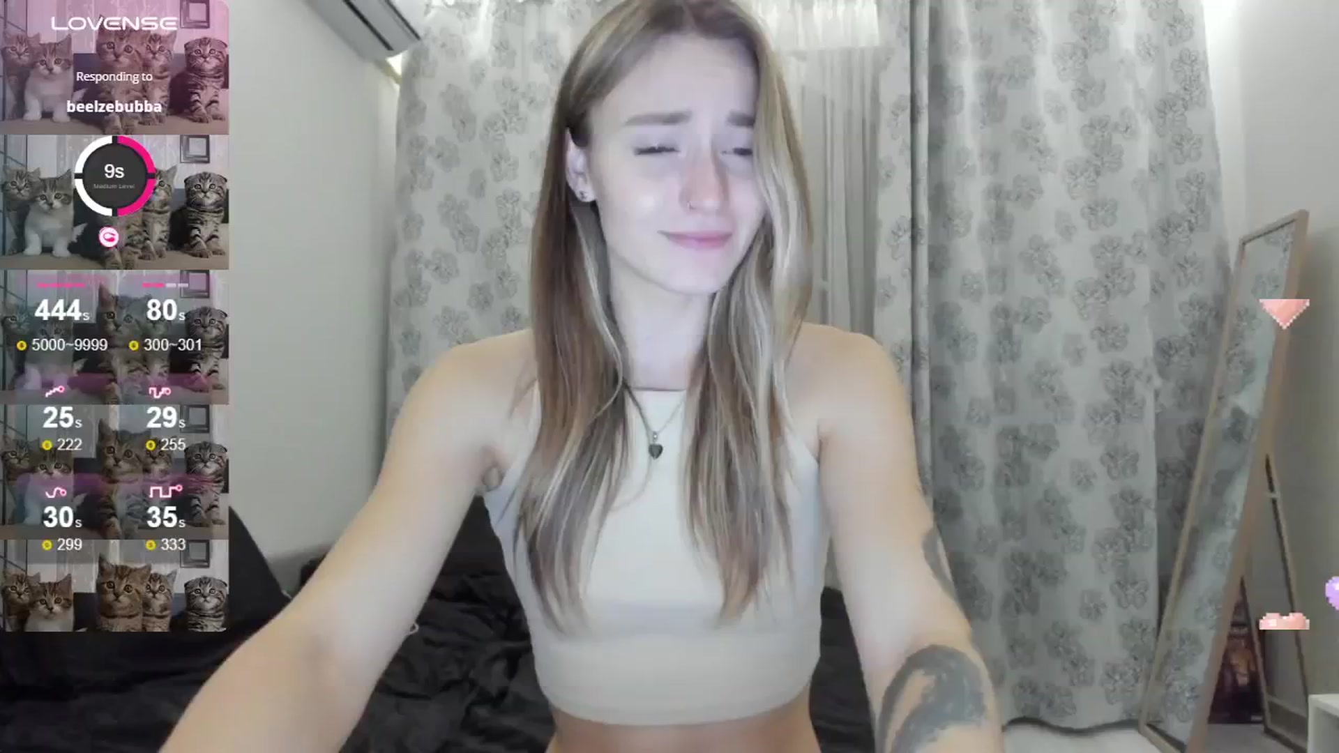 Gallery image thumbnail from Cutestdemon1's myfreecams stream on, 08/18/2024, 22:40 image 17 of 20