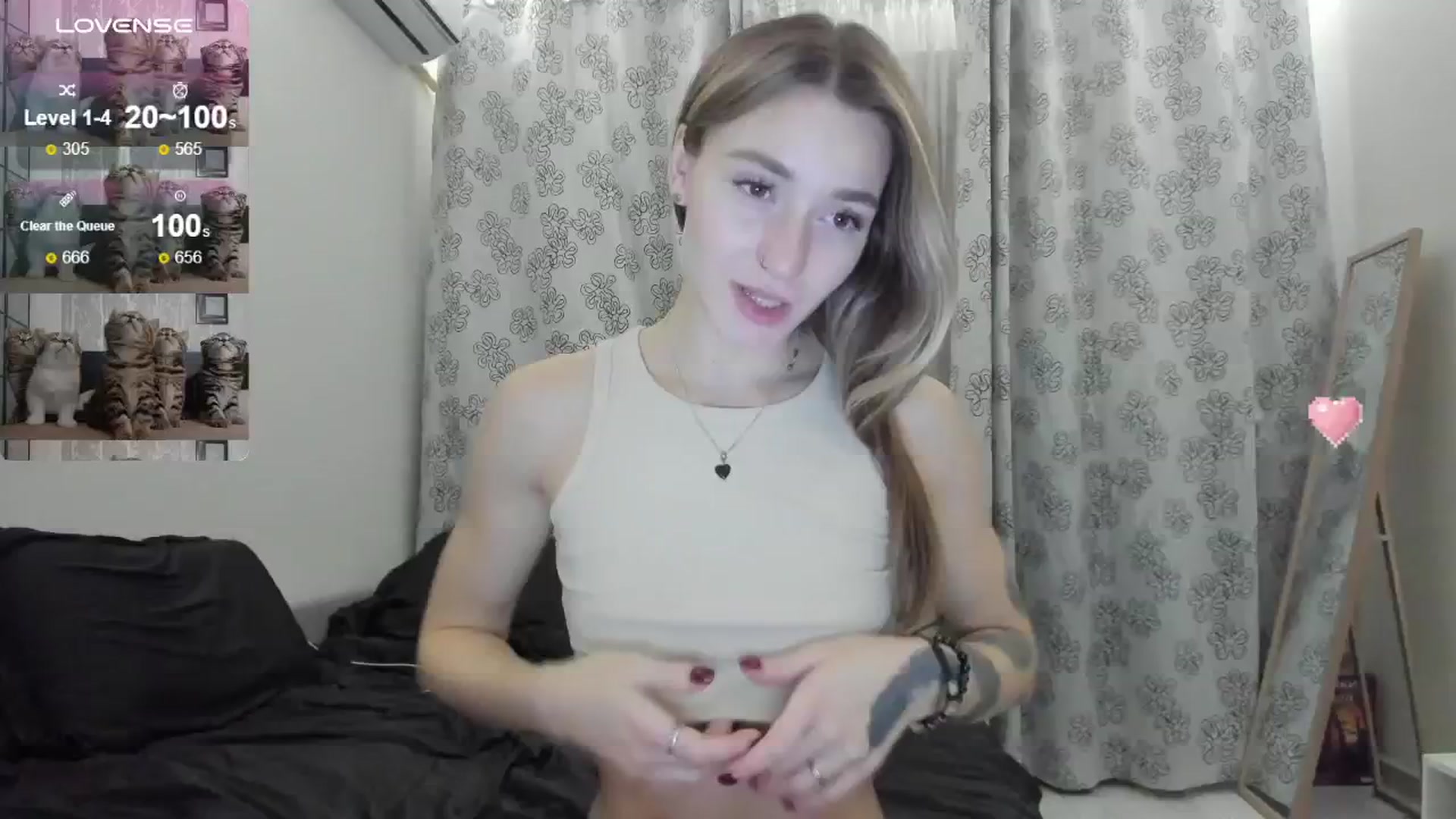 Gallery image thumbnail from Cutestdemon1's myfreecams stream on, 08/18/2024, 23:08 image 6 of 20