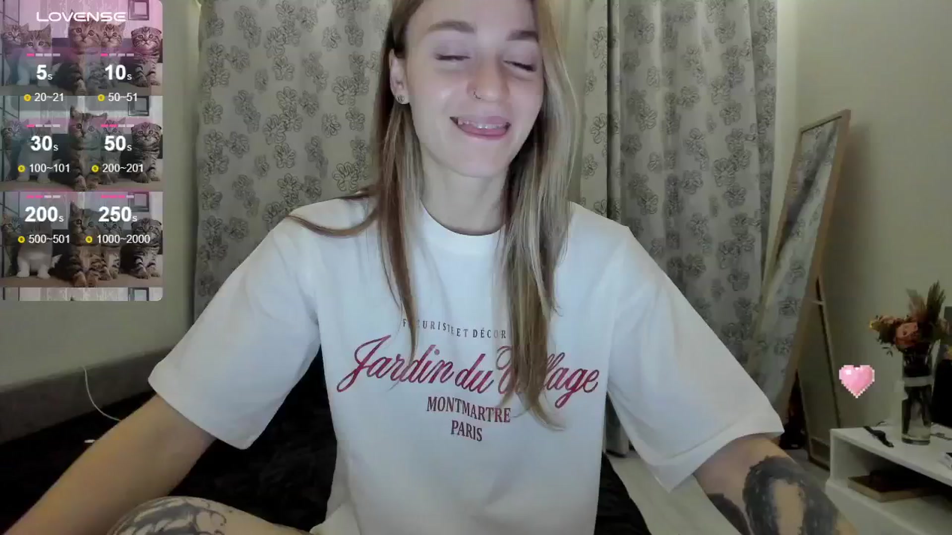 Gallery image thumbnail from Cutestdemon1's myfreecams stream on, 08/20/2024, 22:53 image 7 of 20