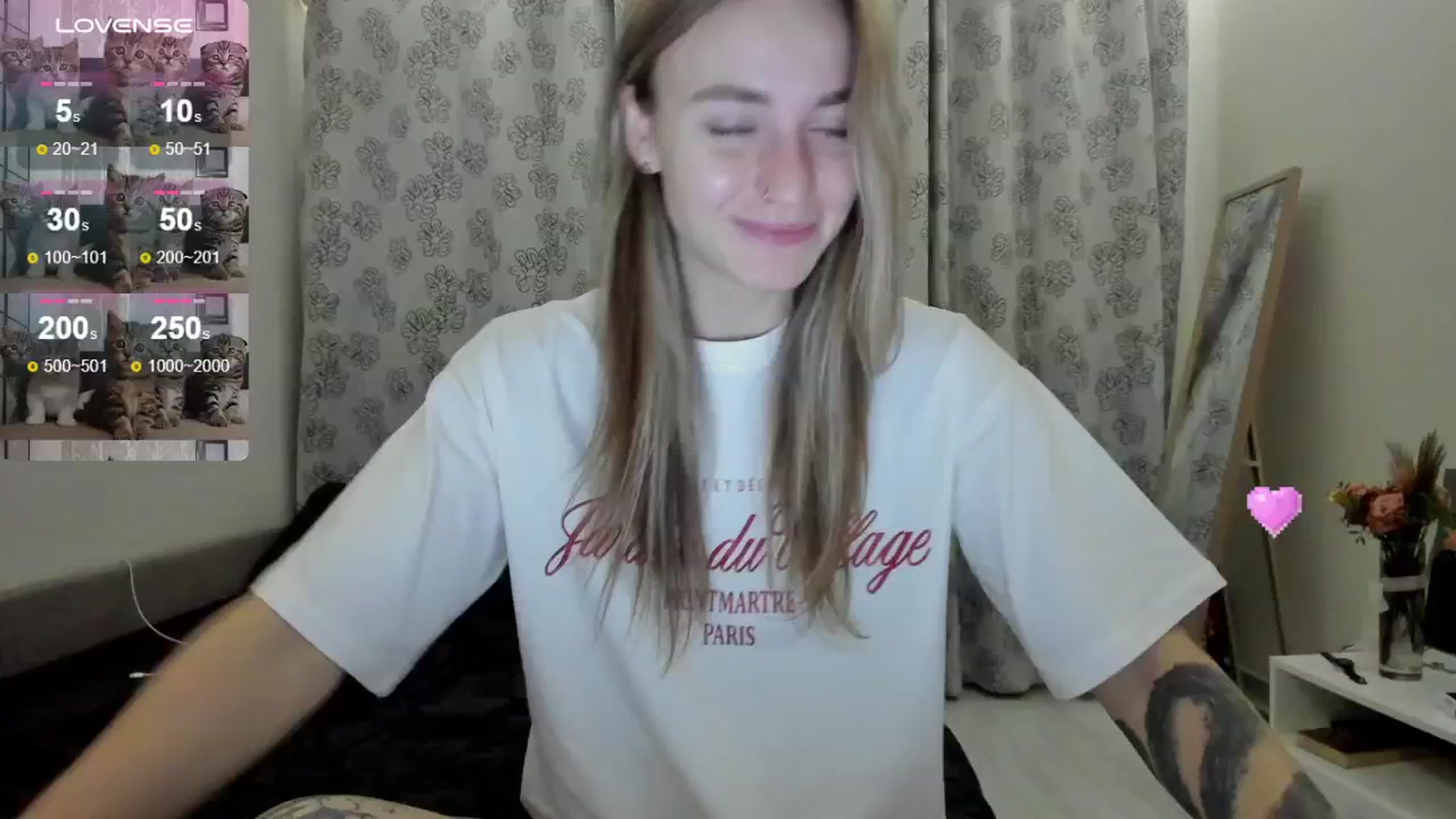 Gallery image thumbnail from Cutestdemon1's myfreecams stream on, 08/20/2024, 22:53 image 3 of 20