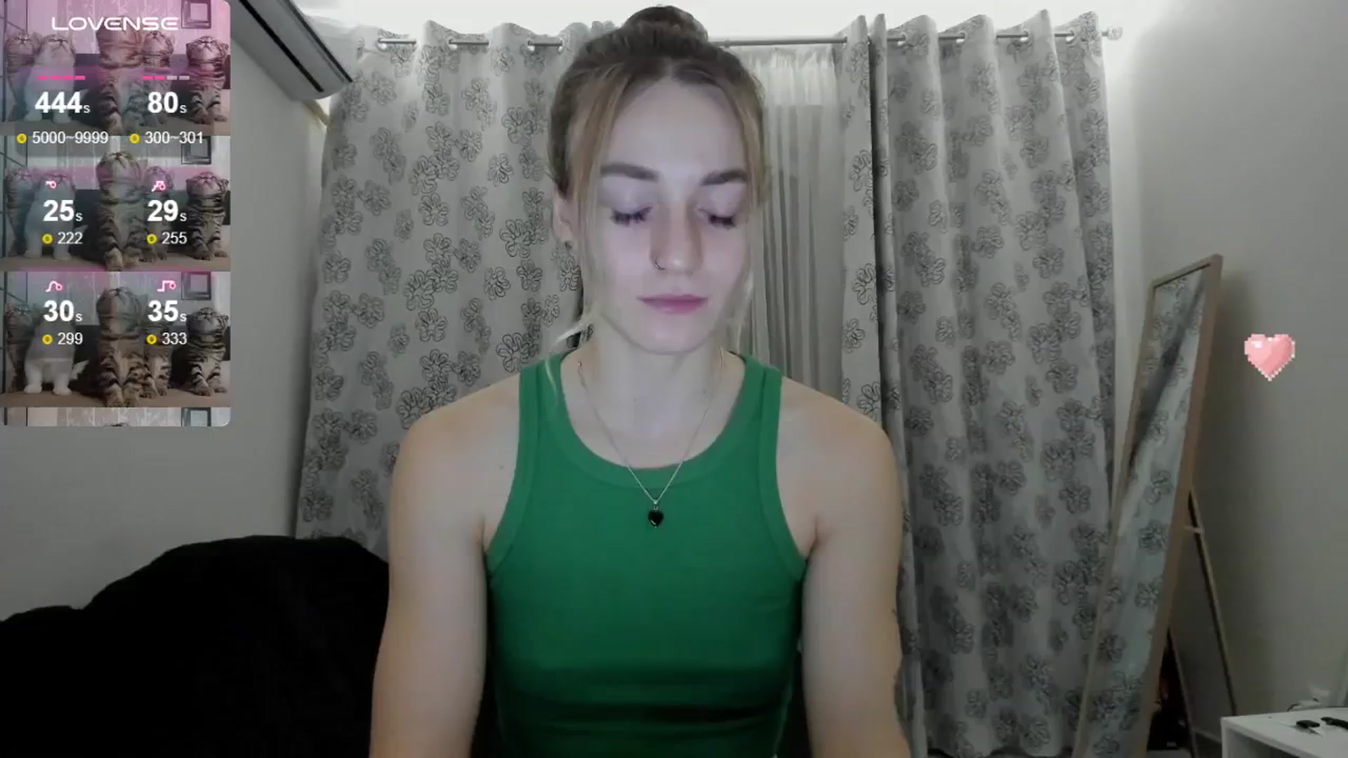 Gallery image thumbnail from Cutestdemon1's myfreecams stream on, 08/21/2024, 21:08 image 15 of 20