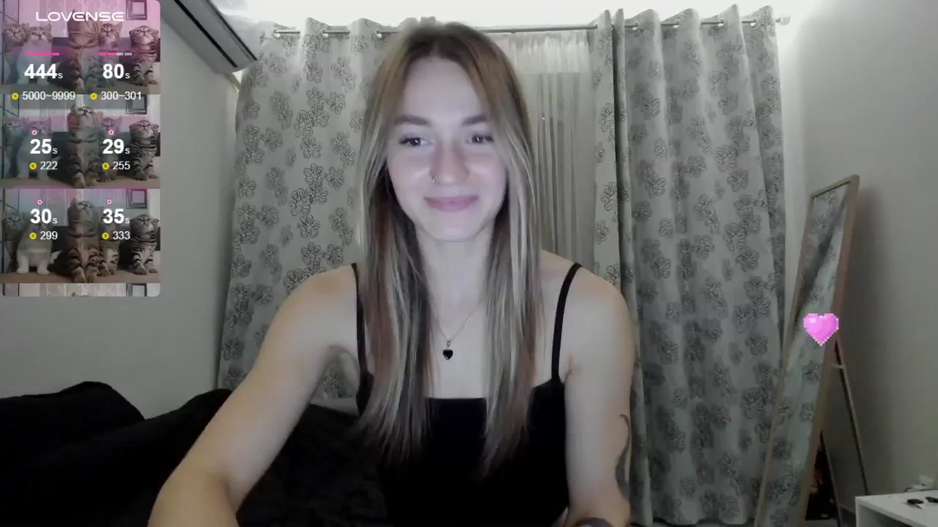 Gallery image thumbnail from Cutestdemon1's myfreecams stream on, 08/22/2024, 20:42 image 4 of 20