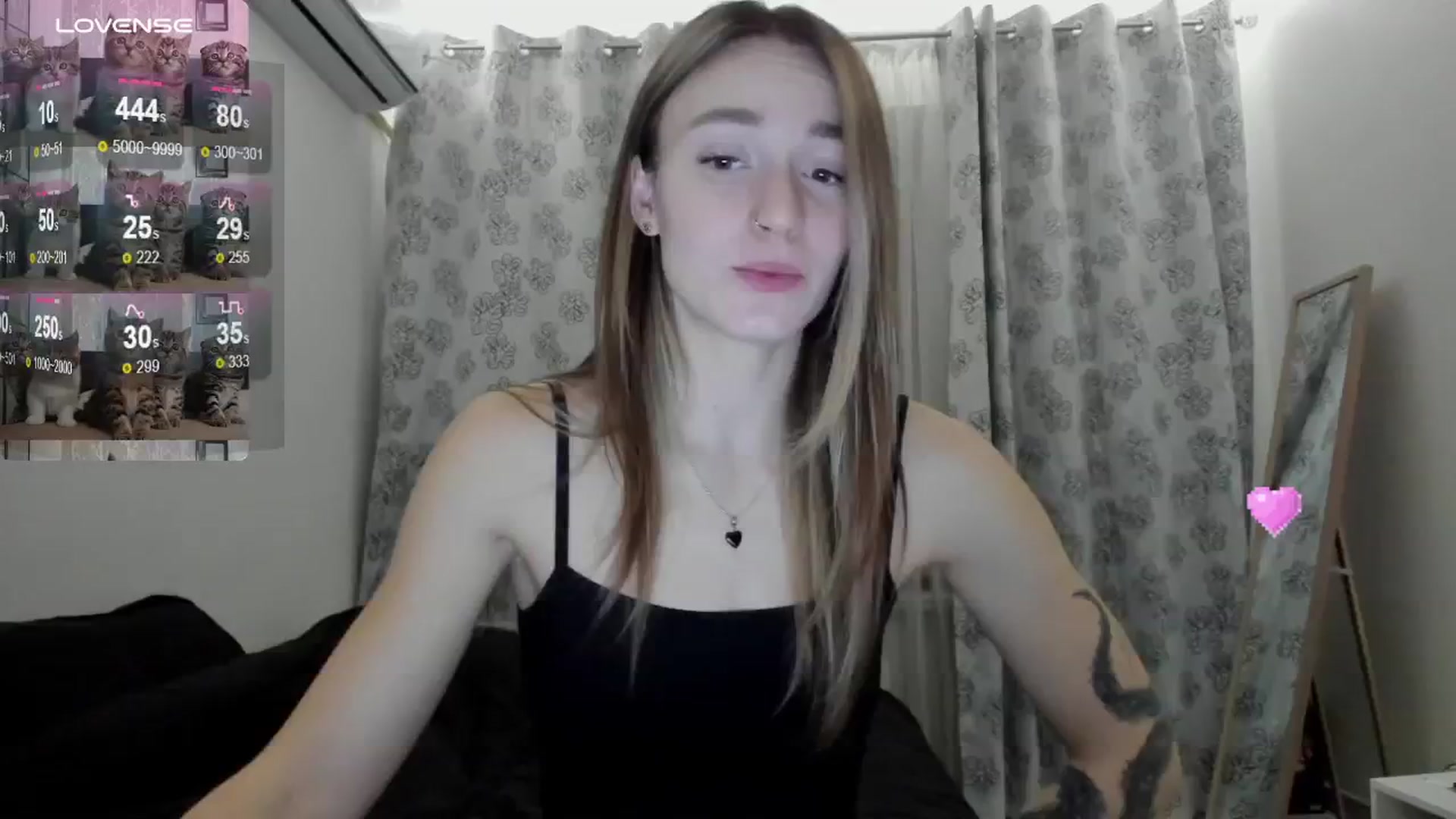 Gallery image thumbnail from Cutestdemon1's myfreecams stream on, 08/22/2024, 20:42 image 19 of 20