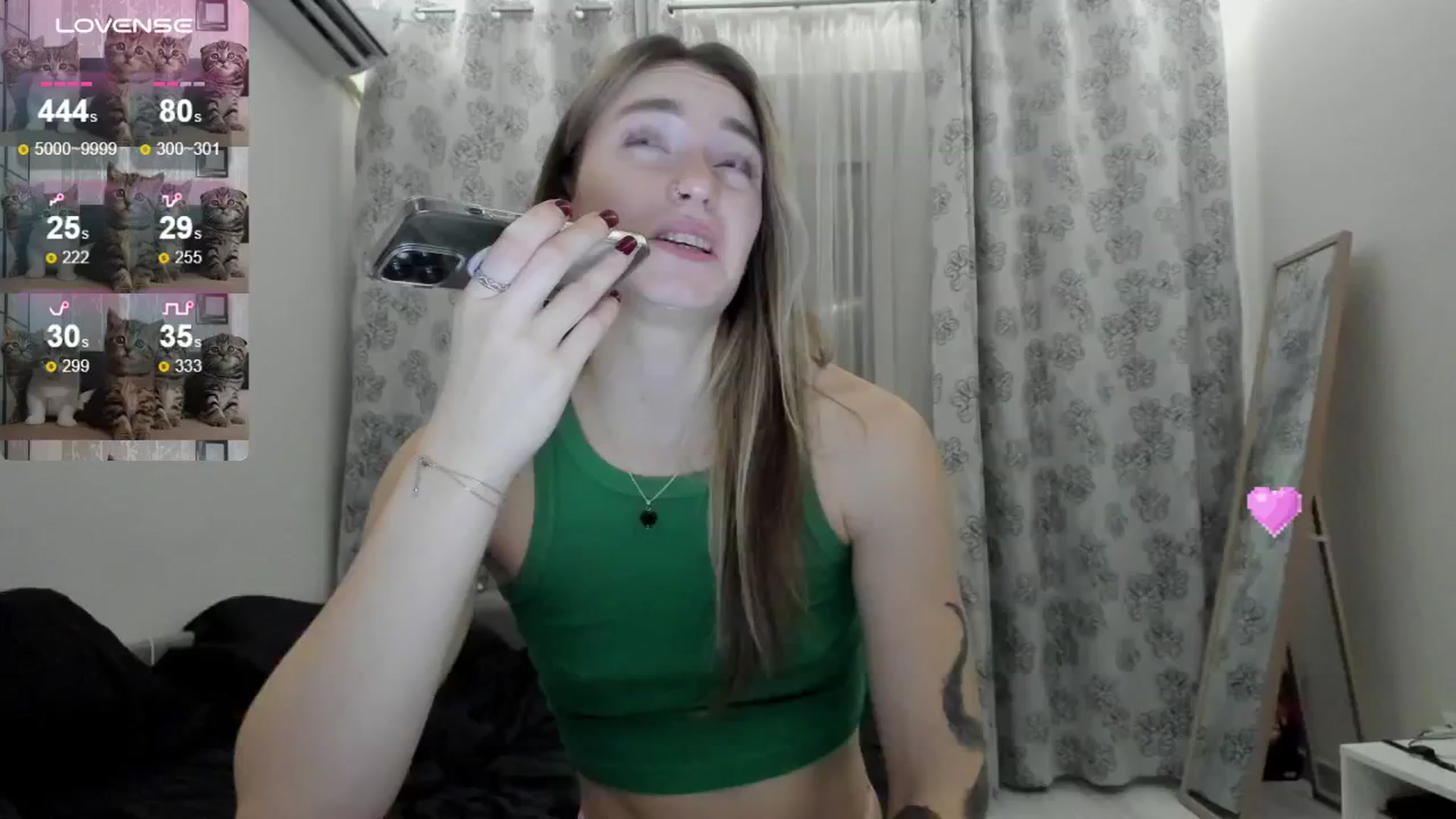 Gallery image thumbnail from Cutestdemon1's myfreecams stream on, 08/28/2024, 21:25 image 19 of 20