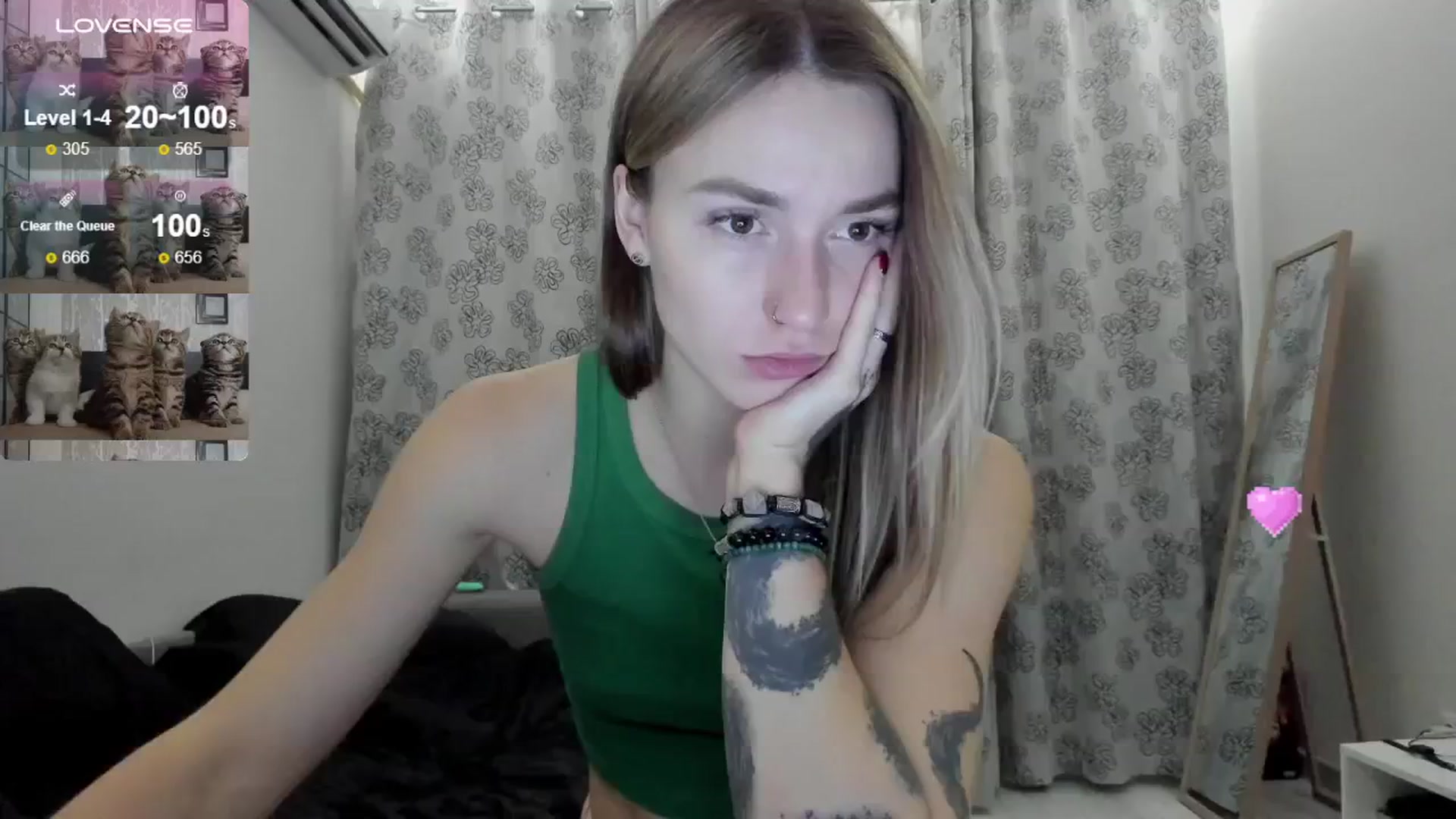 Gallery image thumbnail from Cutestdemon1's myfreecams stream on, 08/28/2024, 21:25 image 20 of 20
