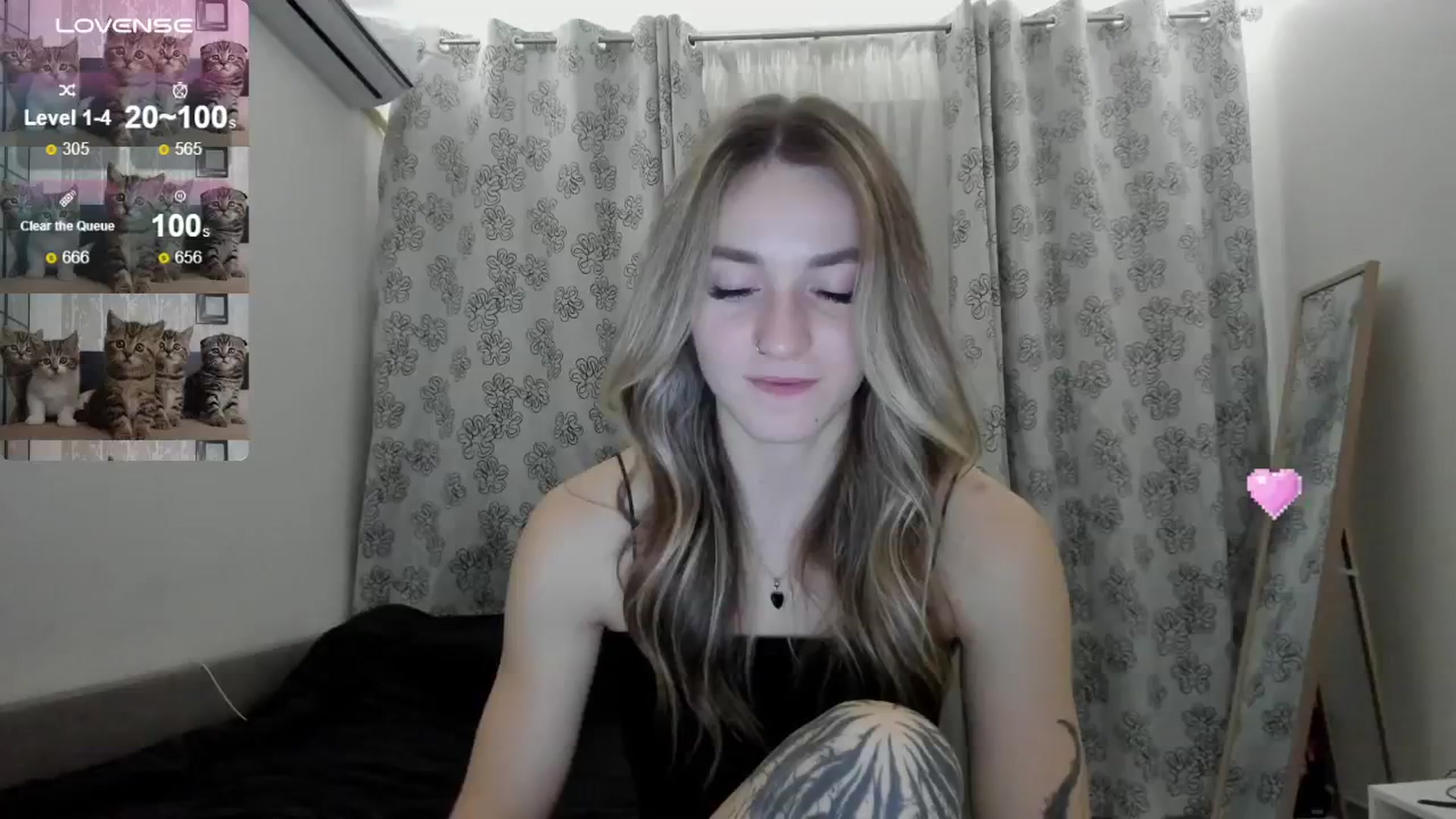 Gallery image thumbnail from Cutestdemon1's myfreecams stream on, 08/29/2024, 21:15 image 16 of 20