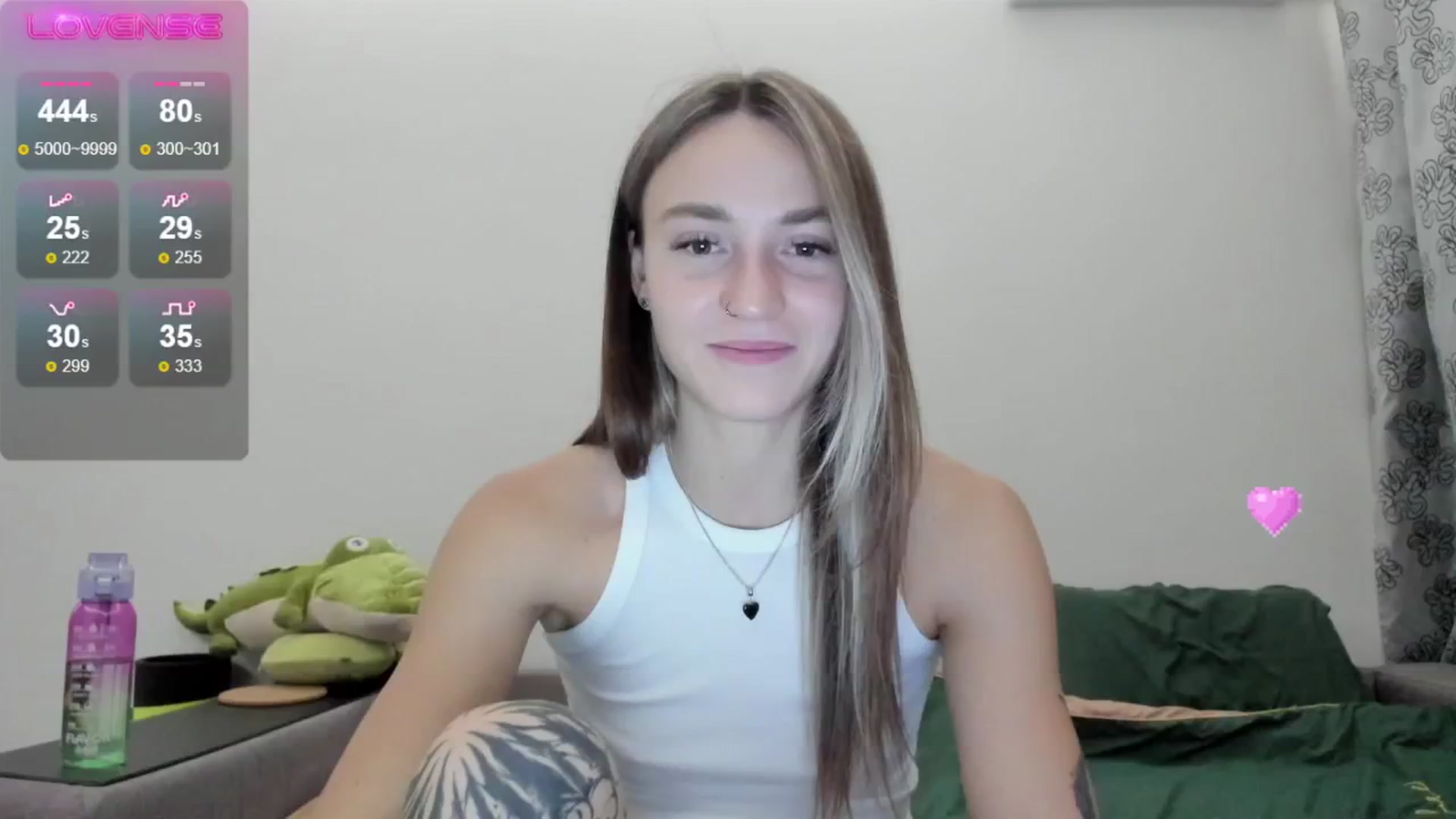 Gallery image thumbnail from Cutestdemon1's myfreecams stream on, 09/27/2024, 22:49 image 20 of 20