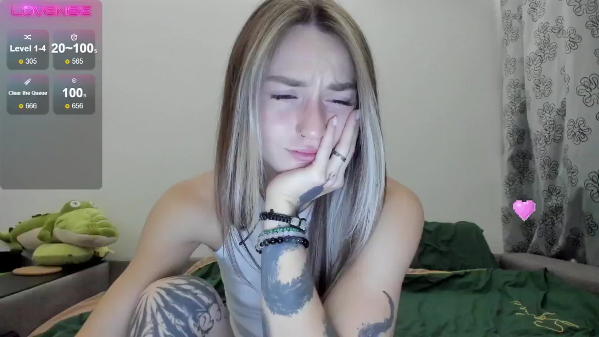 Gallery image thumbnail from Cutestdemon1's myfreecams stream on, 09/27/2024, 22:49 image 1 of 20