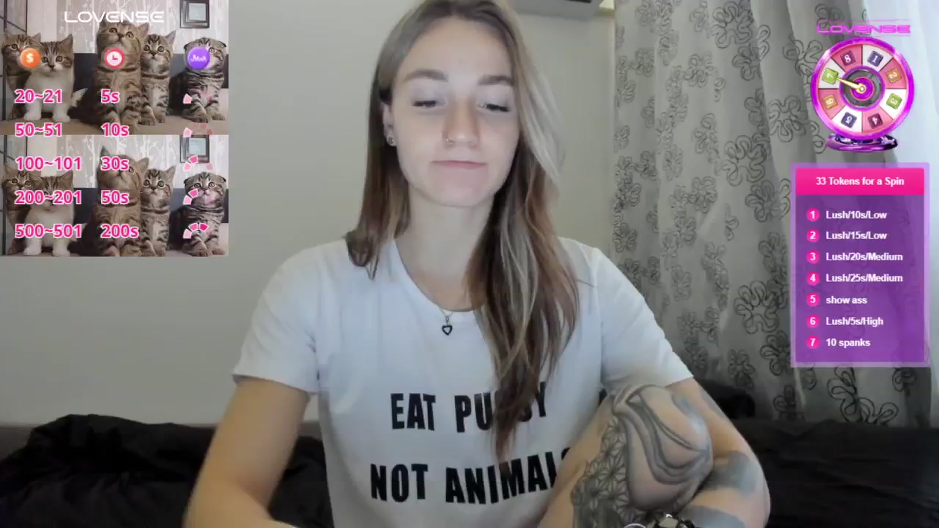 Gallery image thumbnail from Cutestdemon1's myfreecams stream on, 11/18/2024, 06:21 image 17 of 20