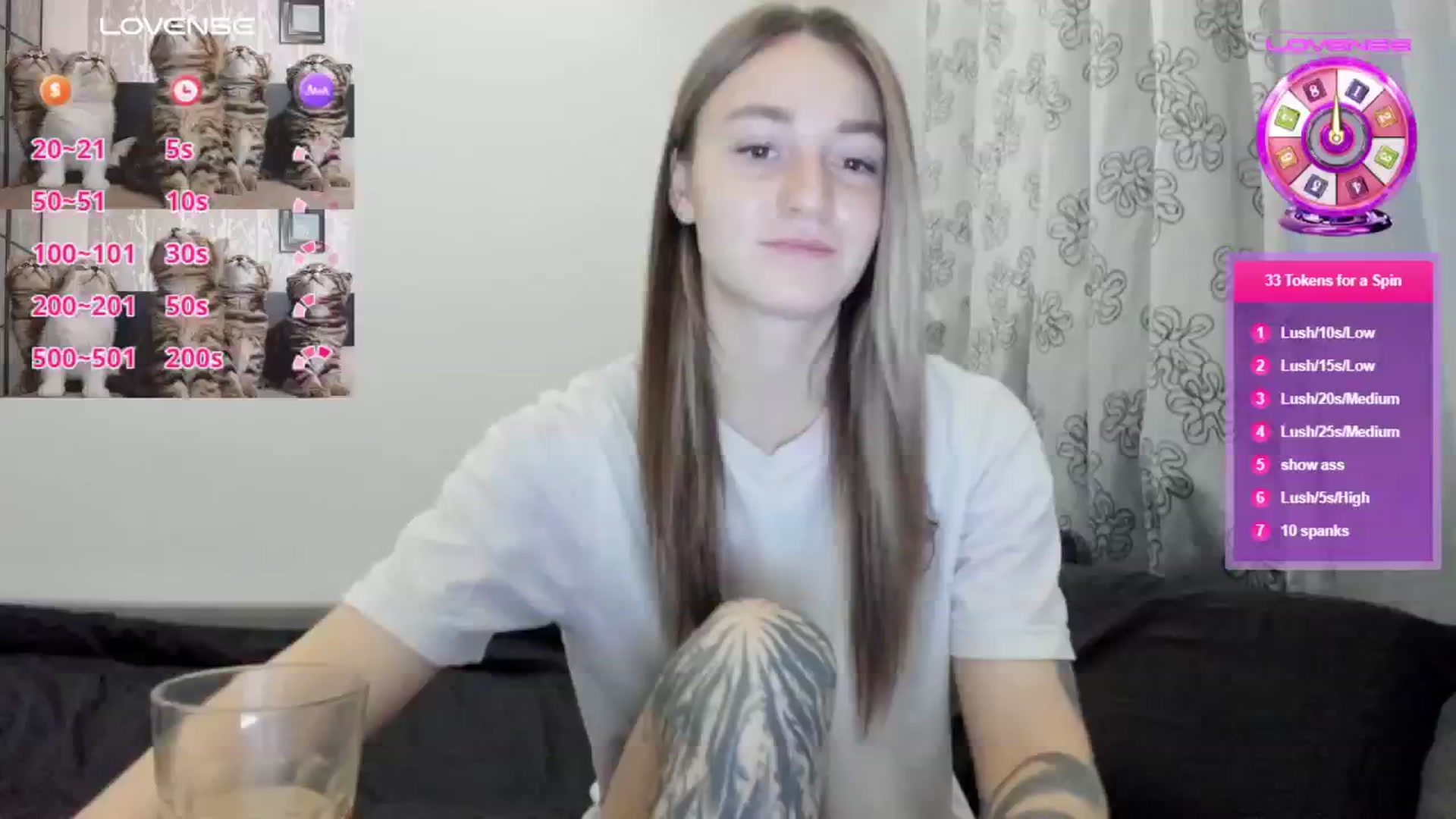Gallery image thumbnail from Cutestdemon1's myfreecams stream on, 11/19/2024, 05:49 image 3 of 20