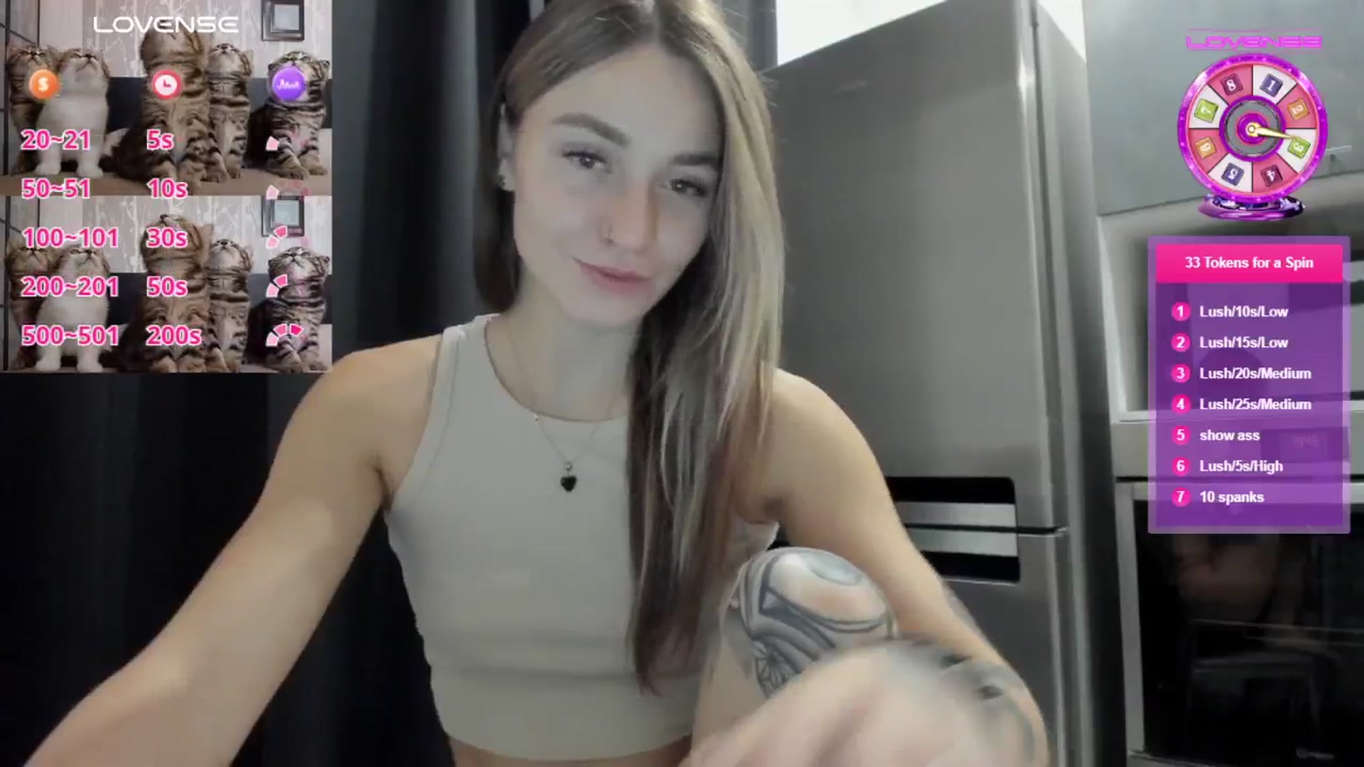 Gallery image thumbnail from Cutestdemon1's myfreecams stream on, 11/21/2024, 03:43 image 15 of 20