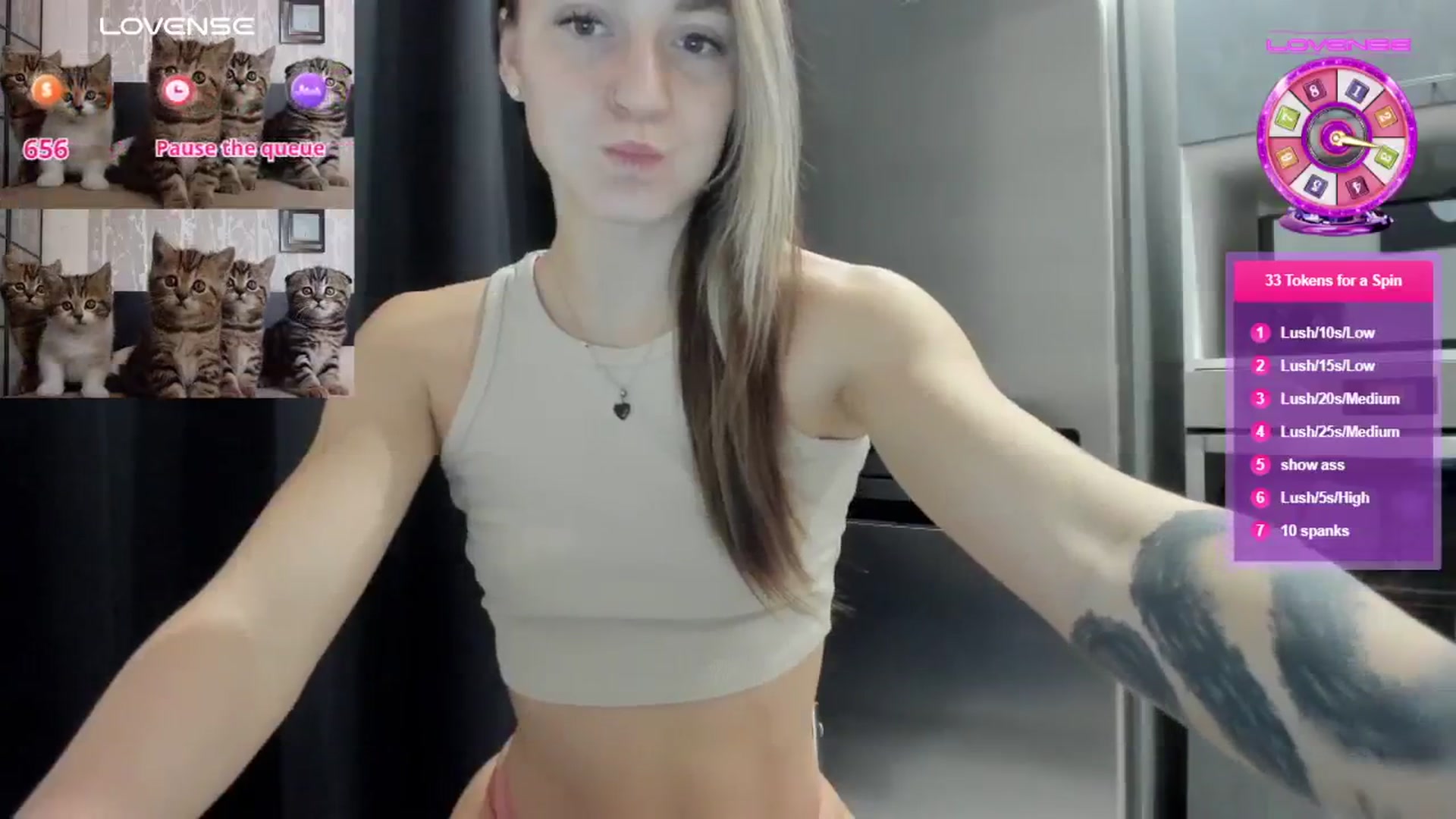 Gallery image thumbnail from Cutestdemon1's myfreecams stream on, 11/21/2024, 03:43 image 5 of 20