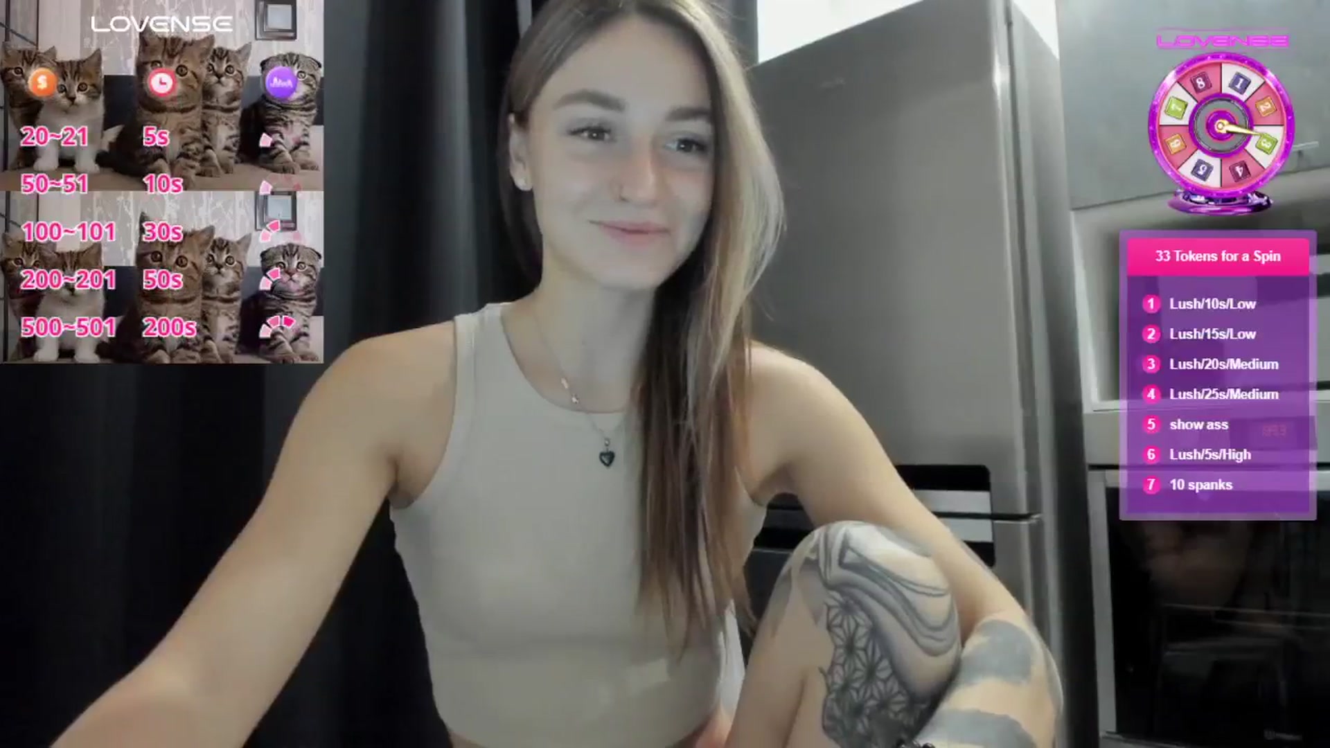 Gallery image thumbnail from Cutestdemon1's myfreecams stream on, 11/21/2024, 03:43 image 19 of 20