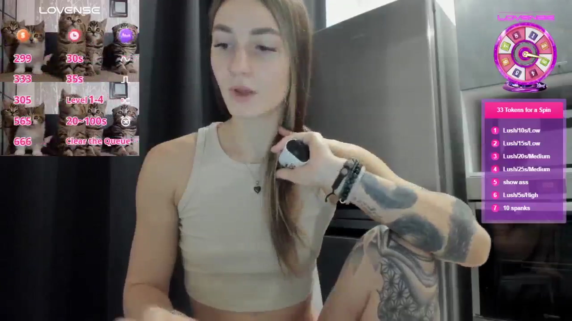 Gallery image thumbnail from Cutestdemon1's myfreecams stream on, 11/21/2024, 03:43 image 6 of 20