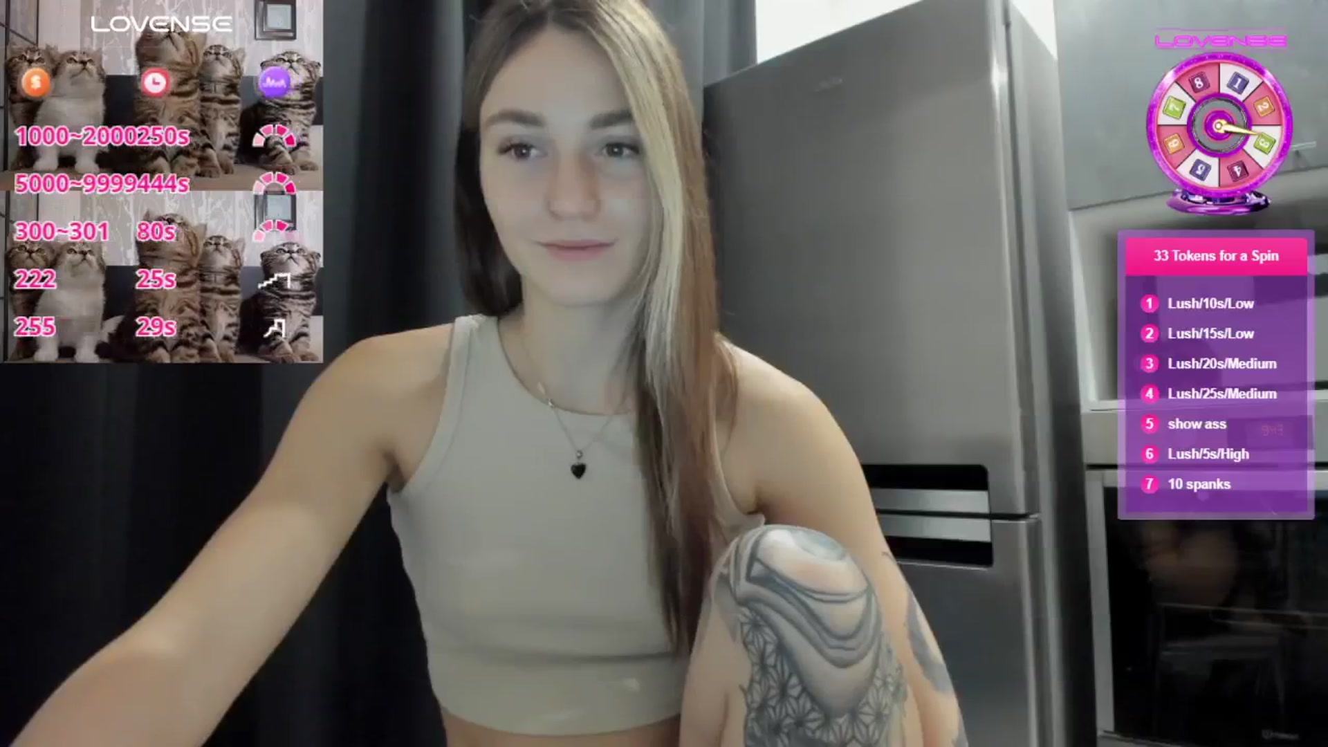 Gallery image thumbnail from Cutestdemon1's myfreecams stream on, 11/21/2024, 03:43 image 14 of 20