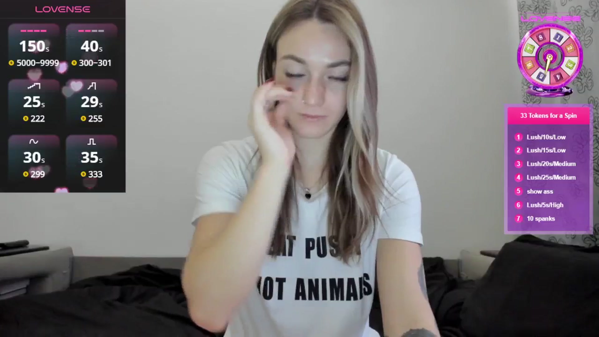 Gallery image thumbnail from Cutestdemon1's myfreecams stream on, 12/16/2024, 06:40 image 6 of 20