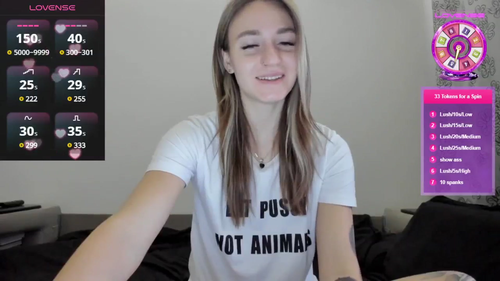 Gallery image thumbnail from Cutestdemon1's myfreecams stream on, 12/16/2024, 06:40 image 5 of 20