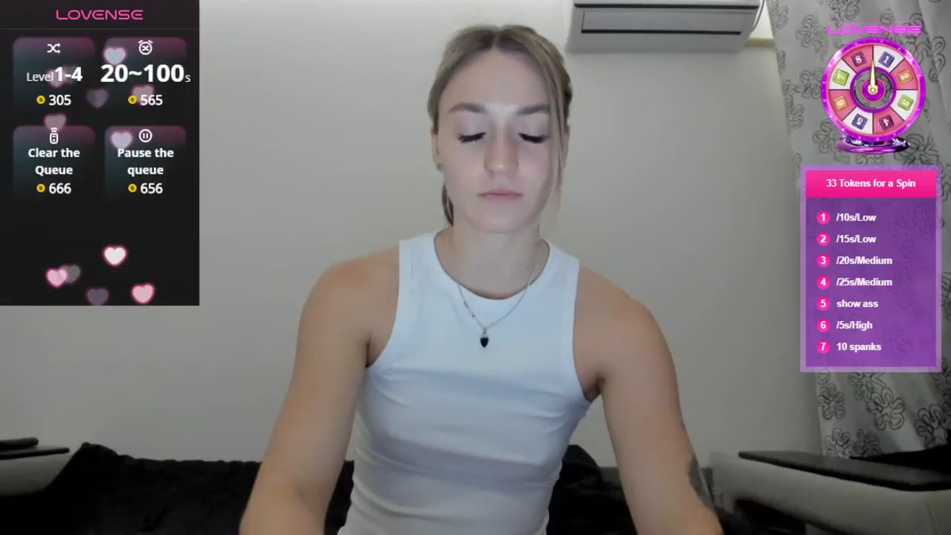 Gallery image thumbnail from Cutestdemon1's myfreecams stream on, 12/19/2024, 16:59 image 8 of 20