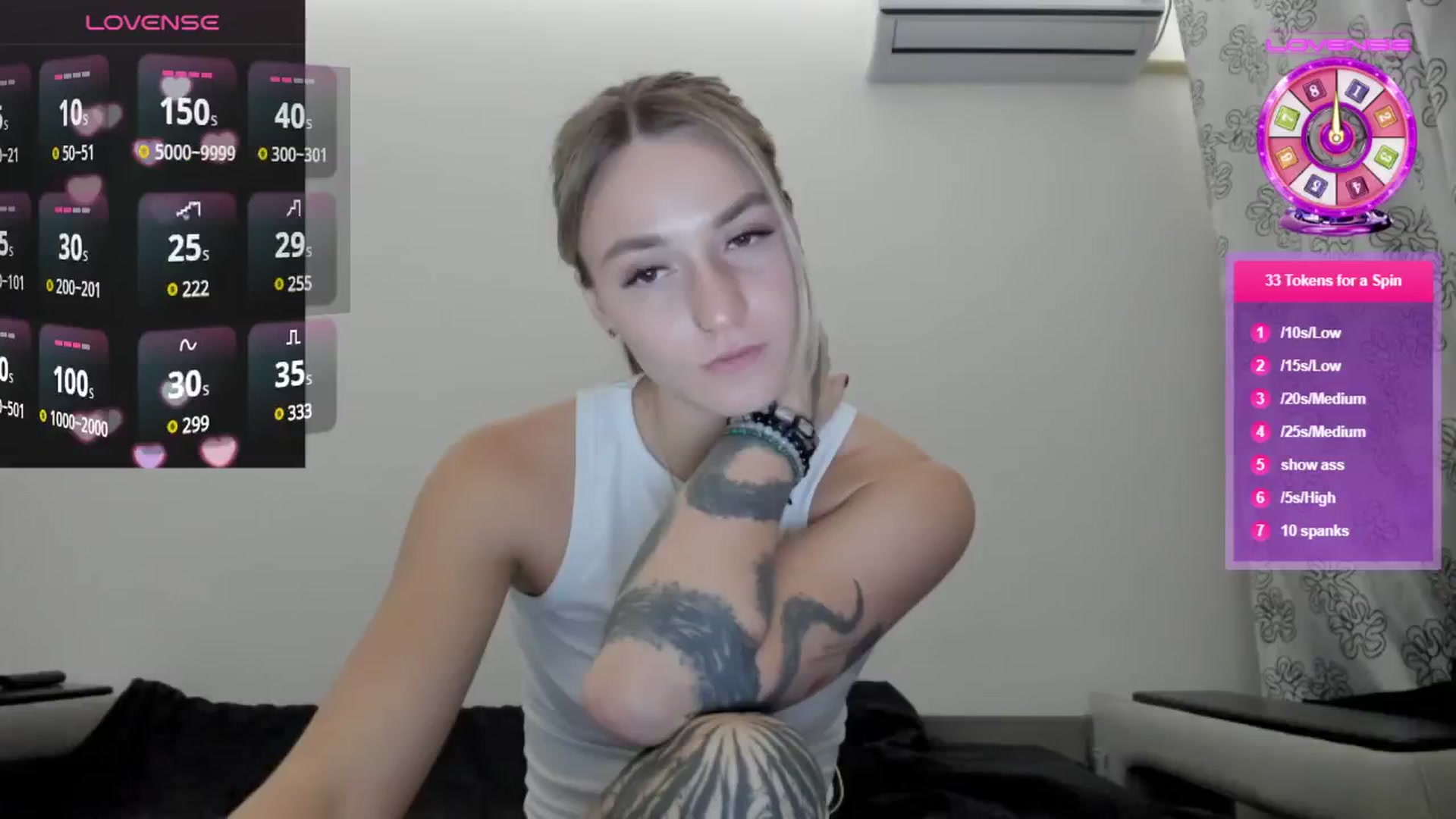 Gallery image thumbnail from Cutestdemon1's myfreecams stream on, 12/19/2024, 16:59 image 20 of 20