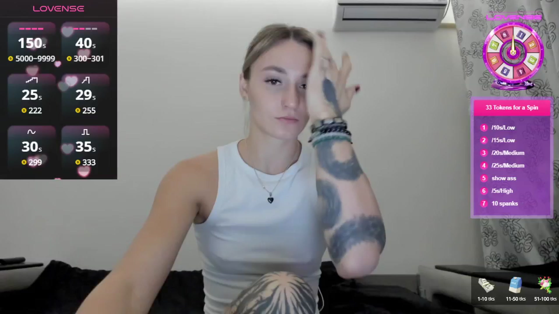 Gallery image thumbnail from Cutestdemon1's myfreecams stream on, 12/19/2024, 16:59 image 19 of 20