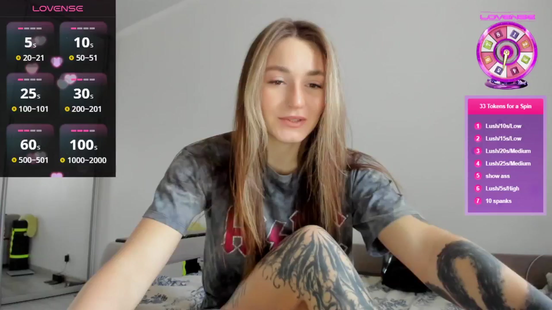 Gallery image thumbnail from Cutestdemon1's myfreecams stream on, 03/24/2025, 07:02 image 12 of 20