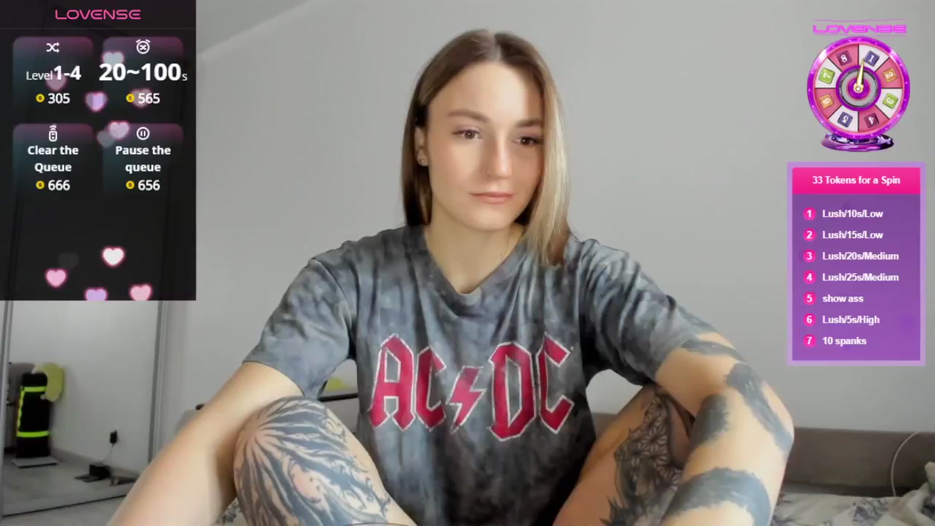 Gallery image thumbnail from Cutestdemon1's myfreecams stream on, 03/24/2025, 07:02 image 15 of 20