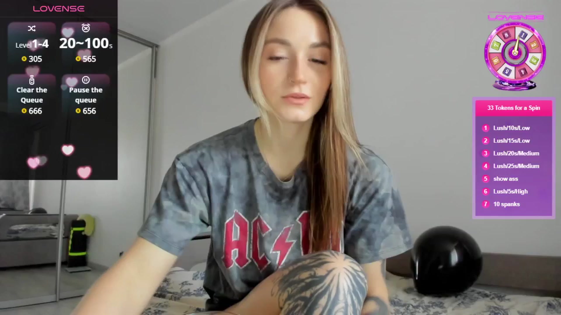 Gallery image thumbnail from Cutestdemon1's myfreecams stream on, 03/24/2025, 07:02 image 9 of 20