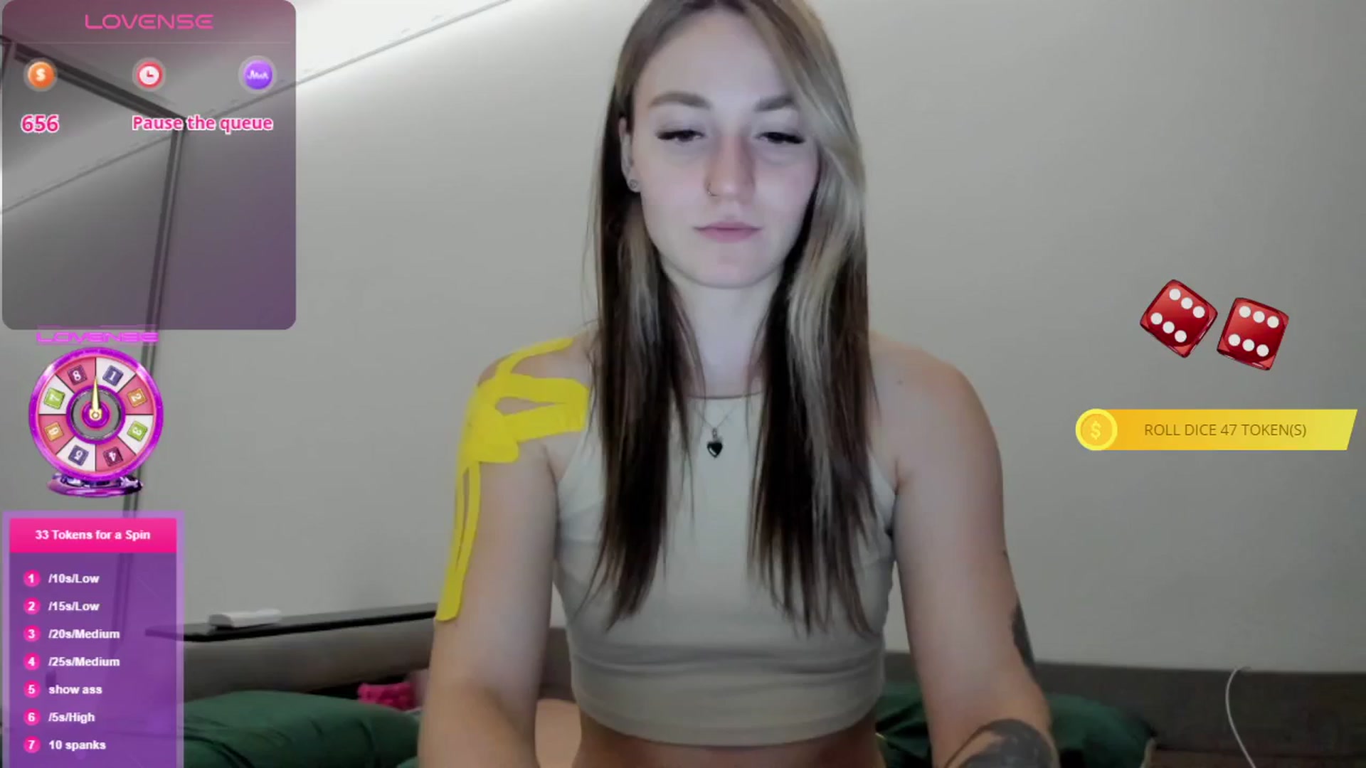 Gallery image thumbnail from Cutestdemon1's myfreecams stream on, 06/12/2025, 21:06 image 17 of 20